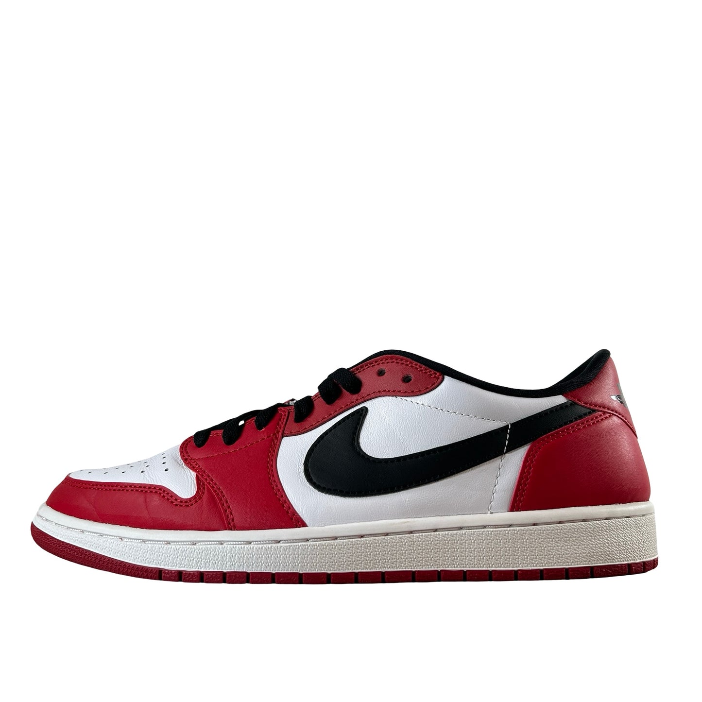 705329 600 Jordan 1 Retro Bajo Chicago (2016)