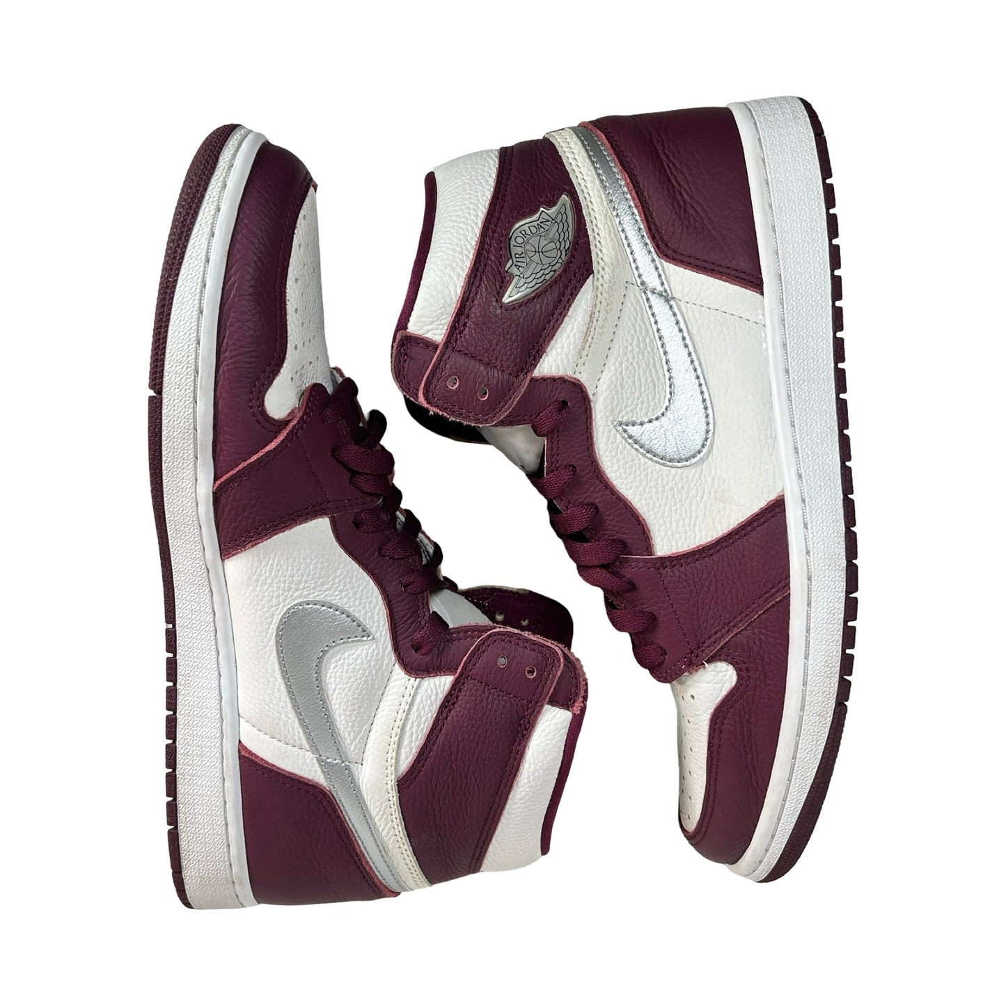 555088  611 Jordan 1 Retro High OG Bordeaux [USED] - 11 M (Used2)