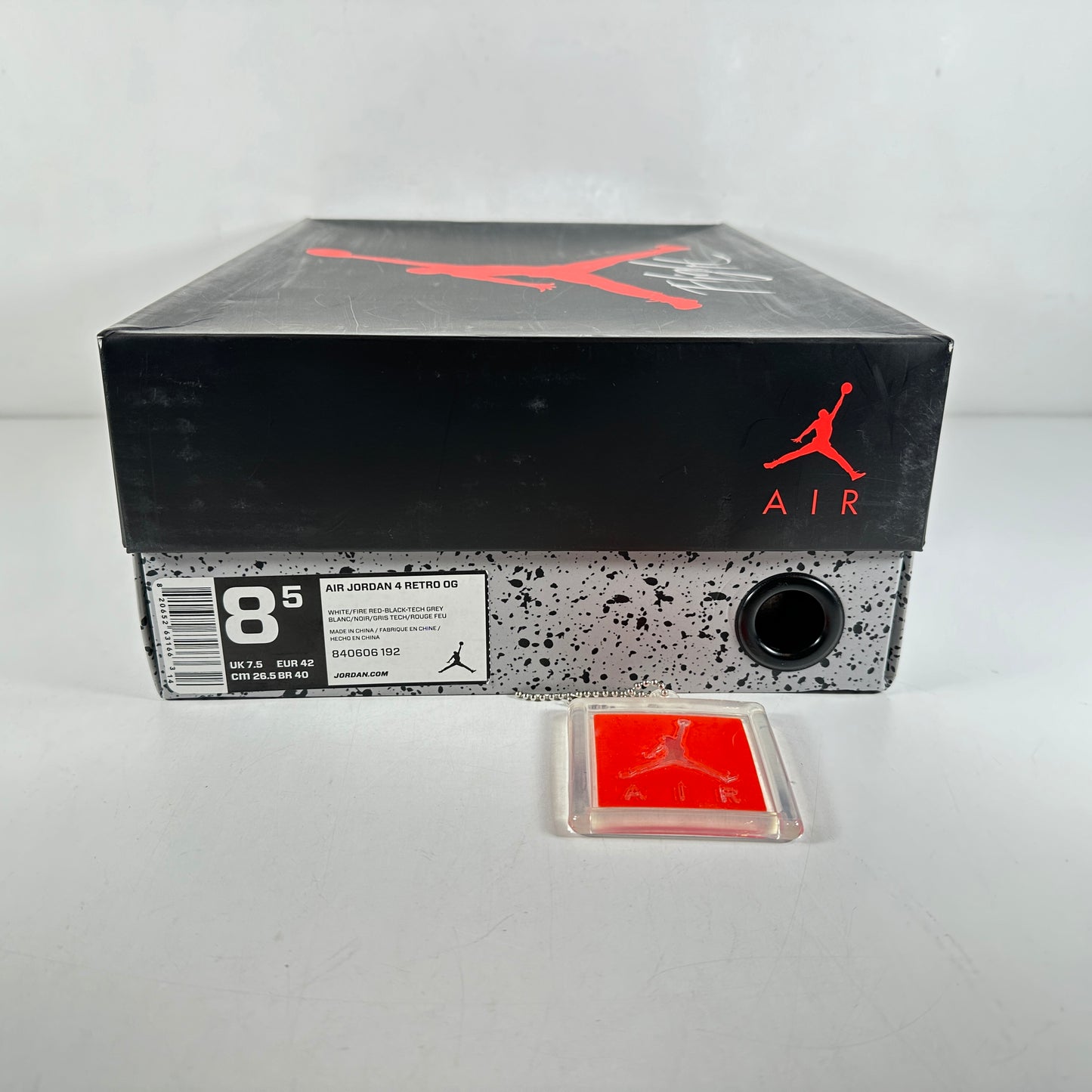 840606 192 Jordan 4 Blanco Cemento