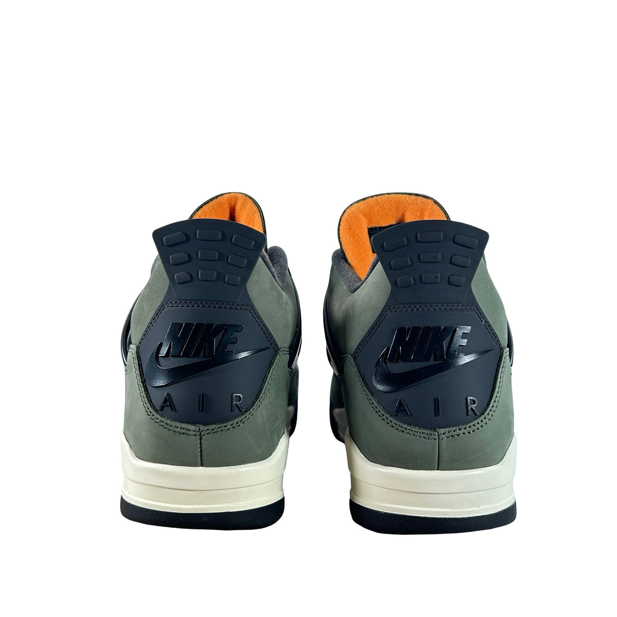 IB1519 200 Jordan 4 Retro OG SP Undefeated (2025) [USED] - 13 M (Used11)