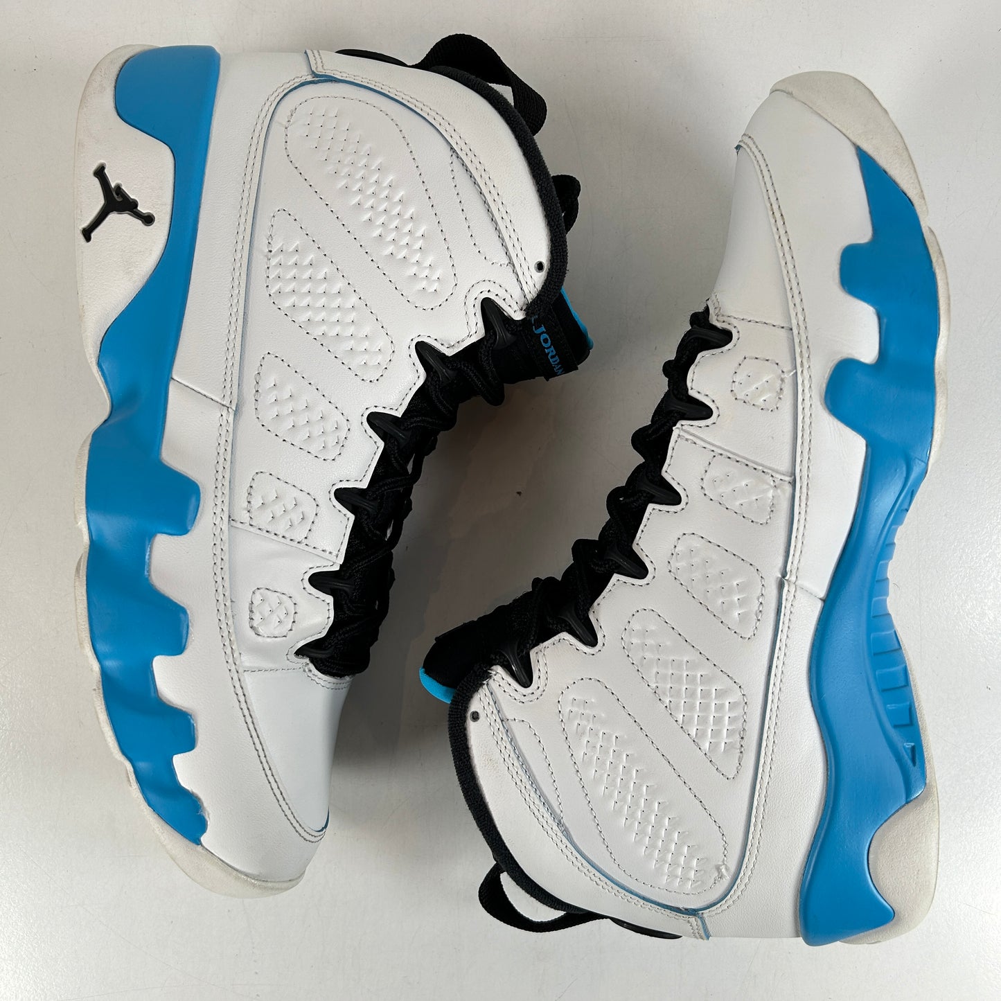 FQ8992 101 Jordan 9 Retro Powder Blue (2024) [USED] - 9.5 M (Used2)