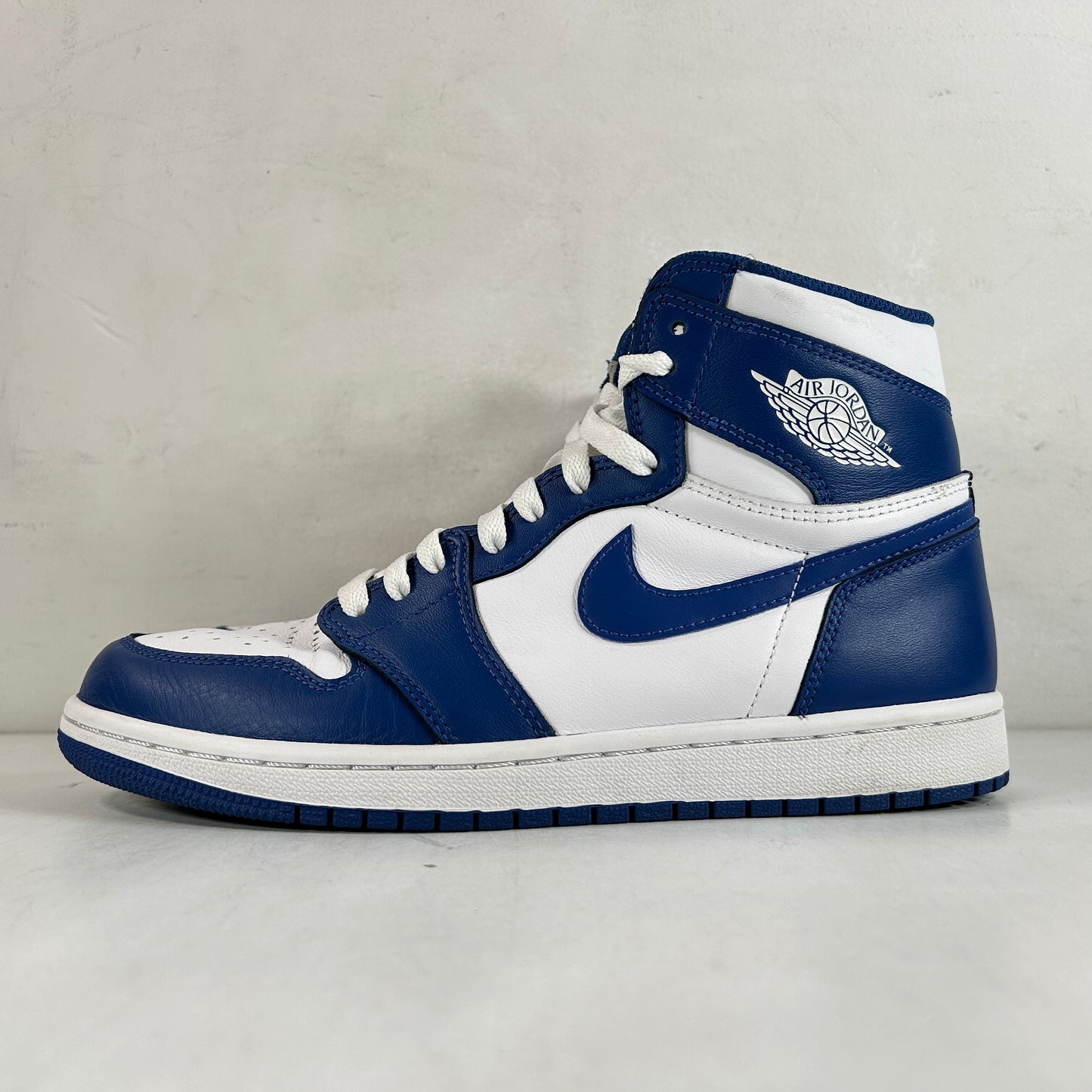 555088 127 Jordan 1 Retro Tormenta Azul