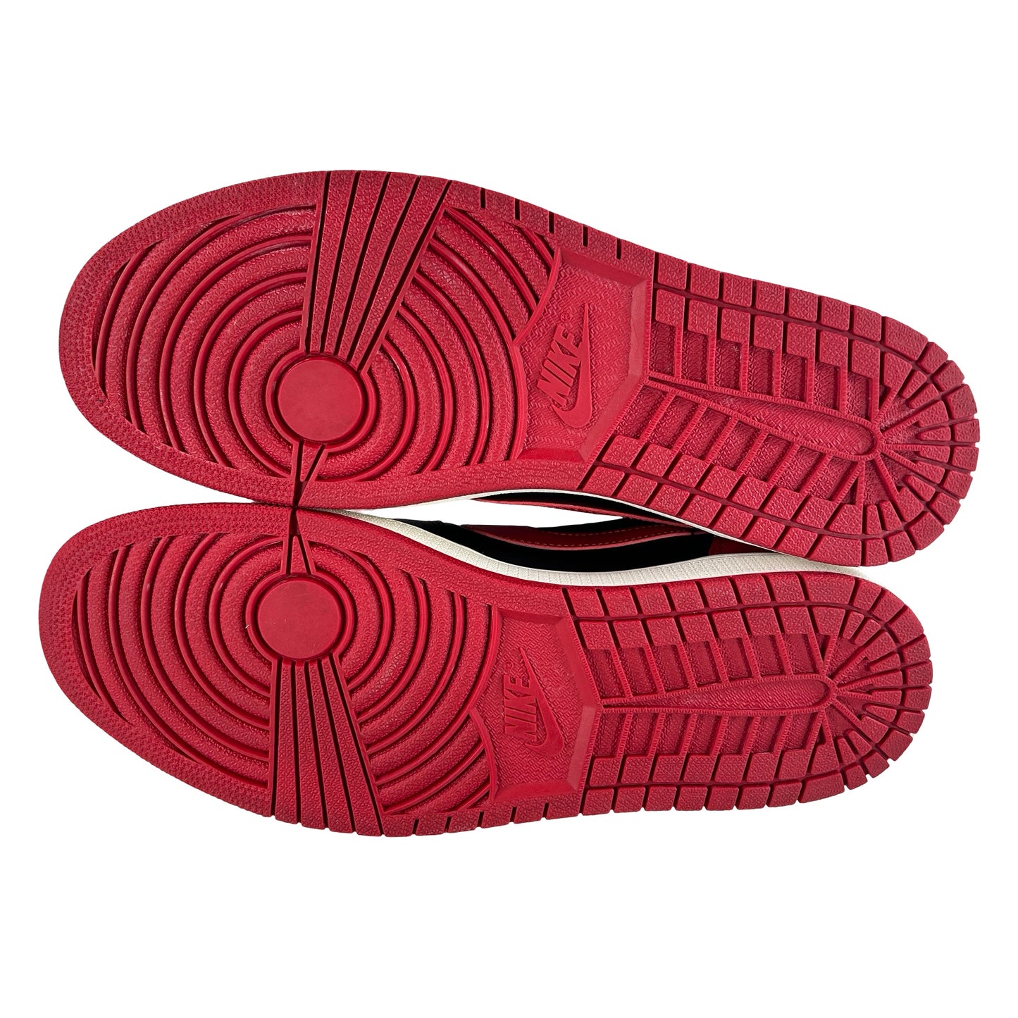 705329 001 Jordan 1 Retro Low Bred (2015) [USED] - 12 M (VNDS)