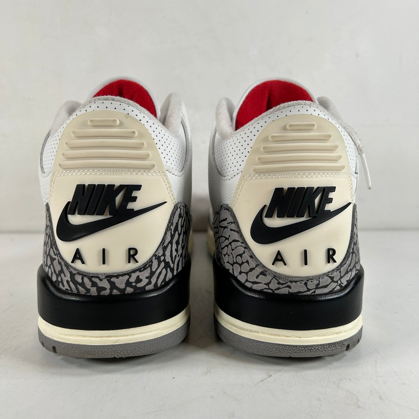 DN3707 100 Jordan 3 Retro White Cement Reimagined [USED] - 10.5 M (Used6)