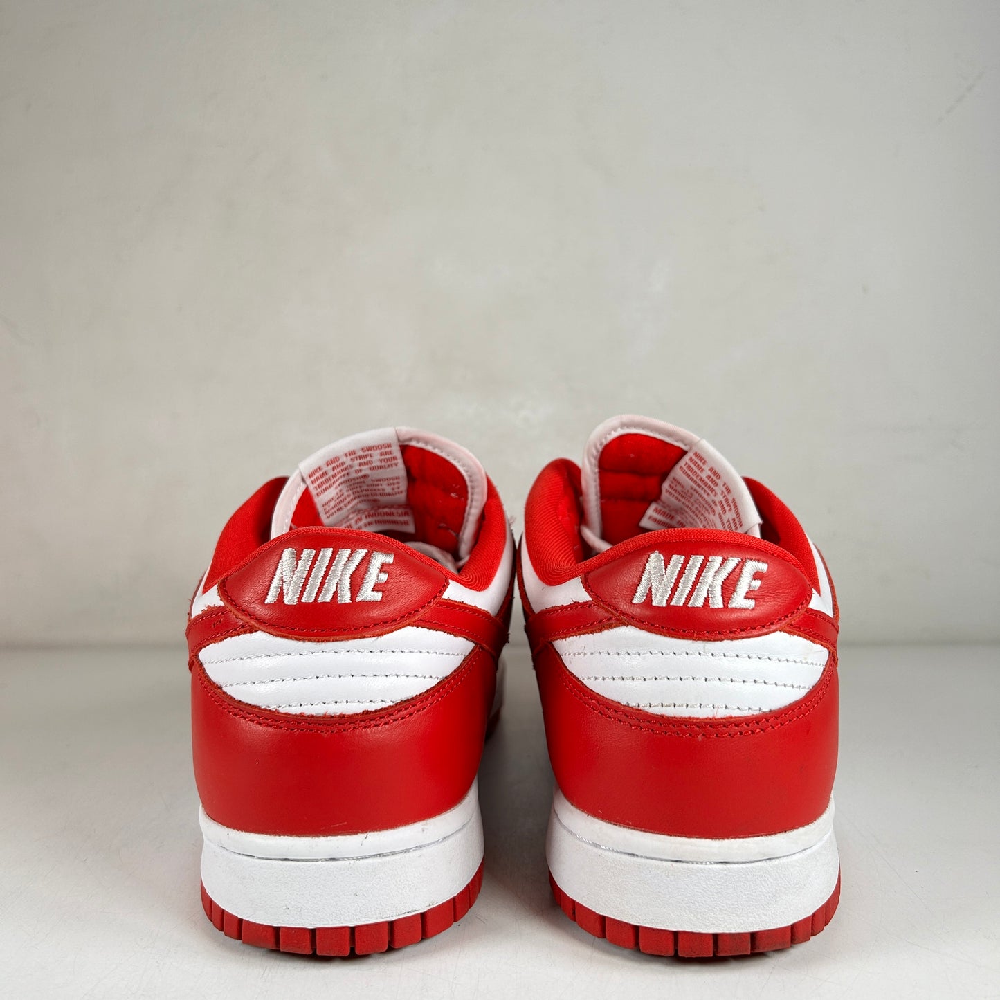 CU1727 100 Dunk Low University Red [USED] - 9.5 M (Used)