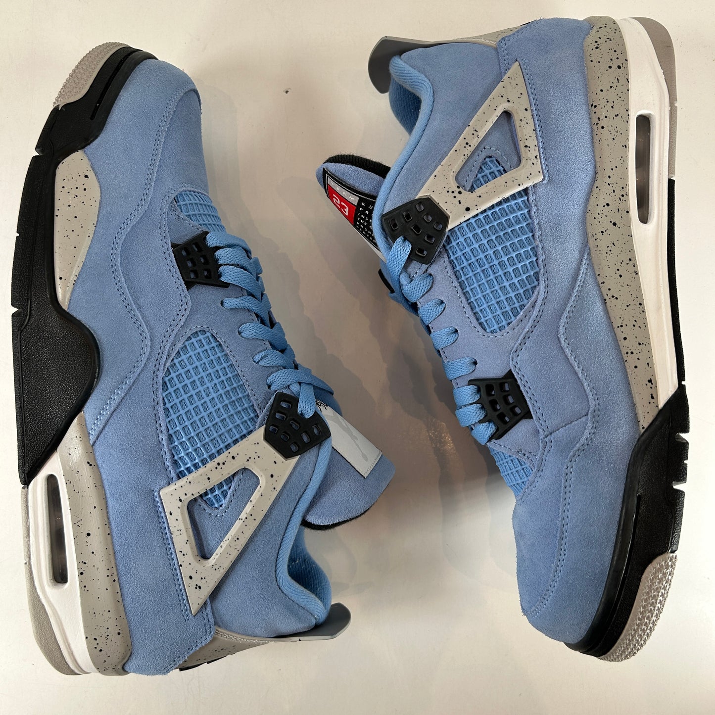 CT8527 400 Jordan 4 University Blue [USED] - 12 M (Used)