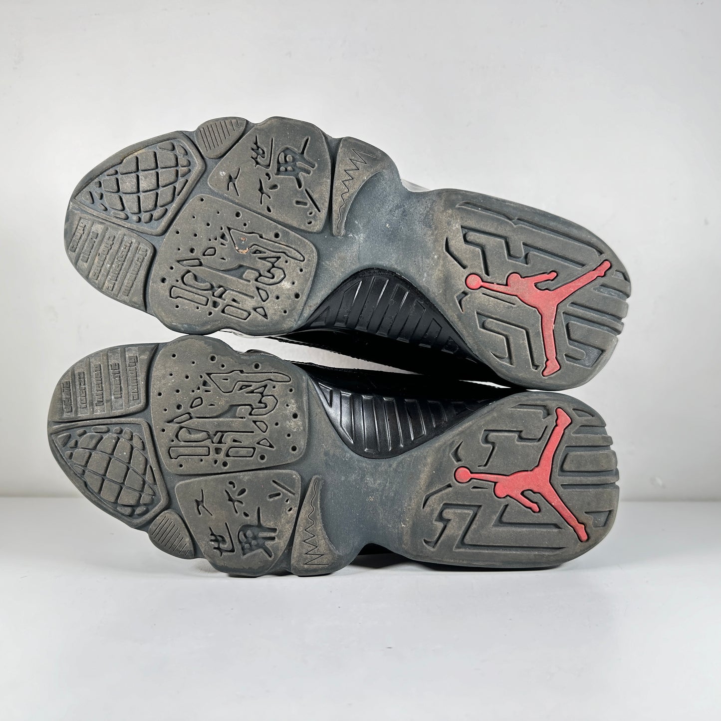 302370 014 Jordan 9 Retro Bred Patente