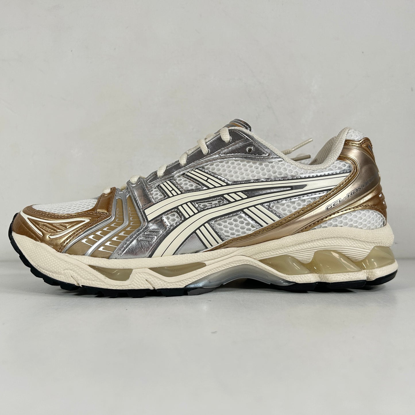 1203A537 104 ASICS GEL-Kayano 14 Olympic Medals [USED] - 8.5 M (Used)