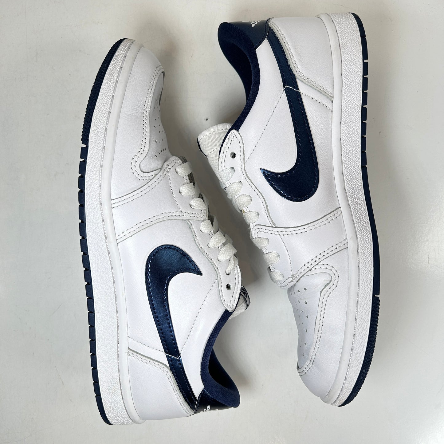 FB9933 141 Air Jordan 1 Retro Low 85 'Metallic Blue' [USED] - 8.5 M (Used)