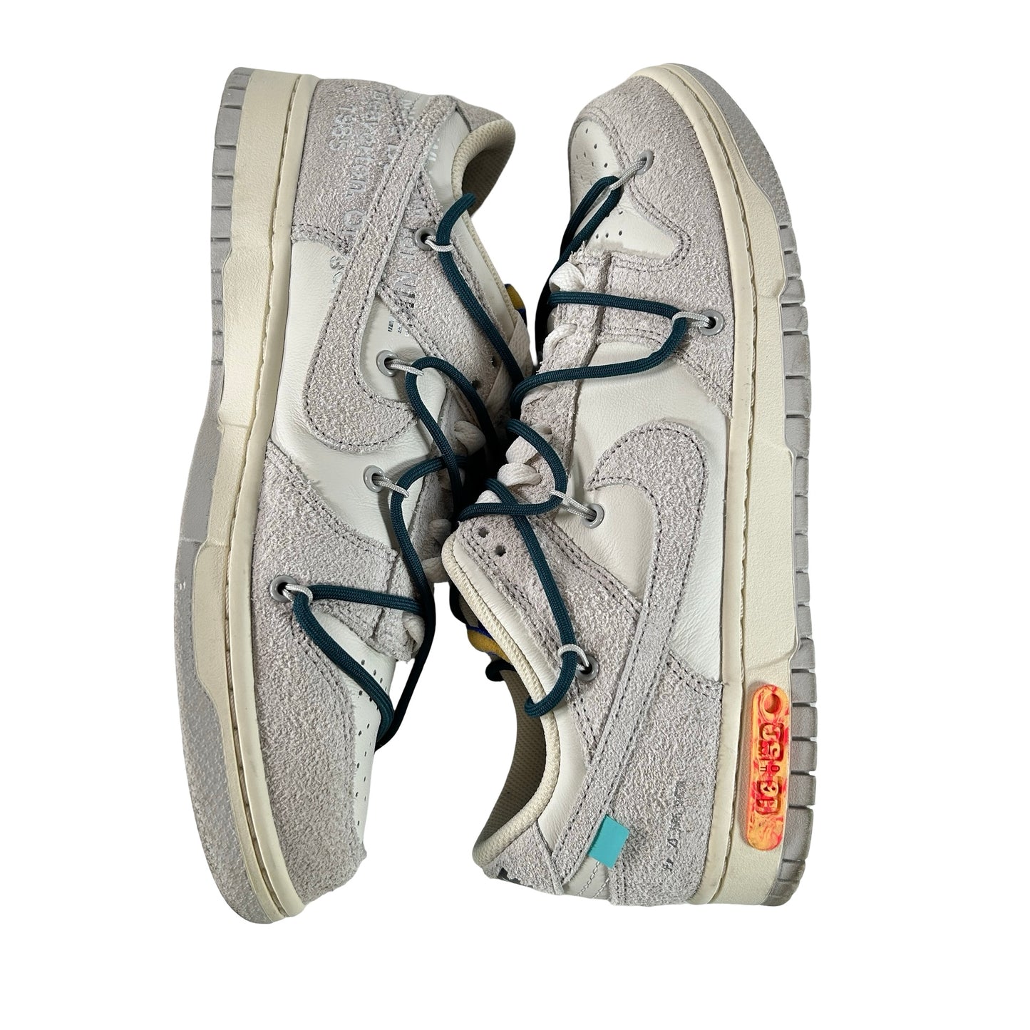 DJ0950 111 Nike Dunk Low Off-White Lot 16 [USED] - 9 M (Used)
