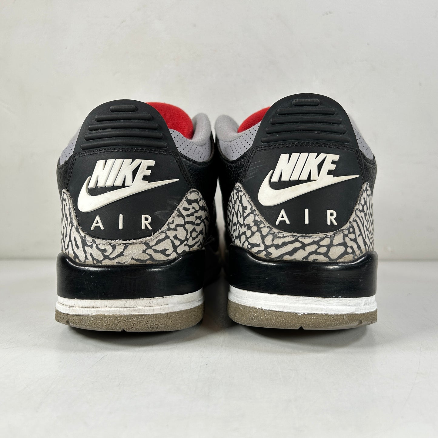 854262 001 Jordan 3 Black Cement 2018 [USED] - 10.5 M (Used3) (No Box3)