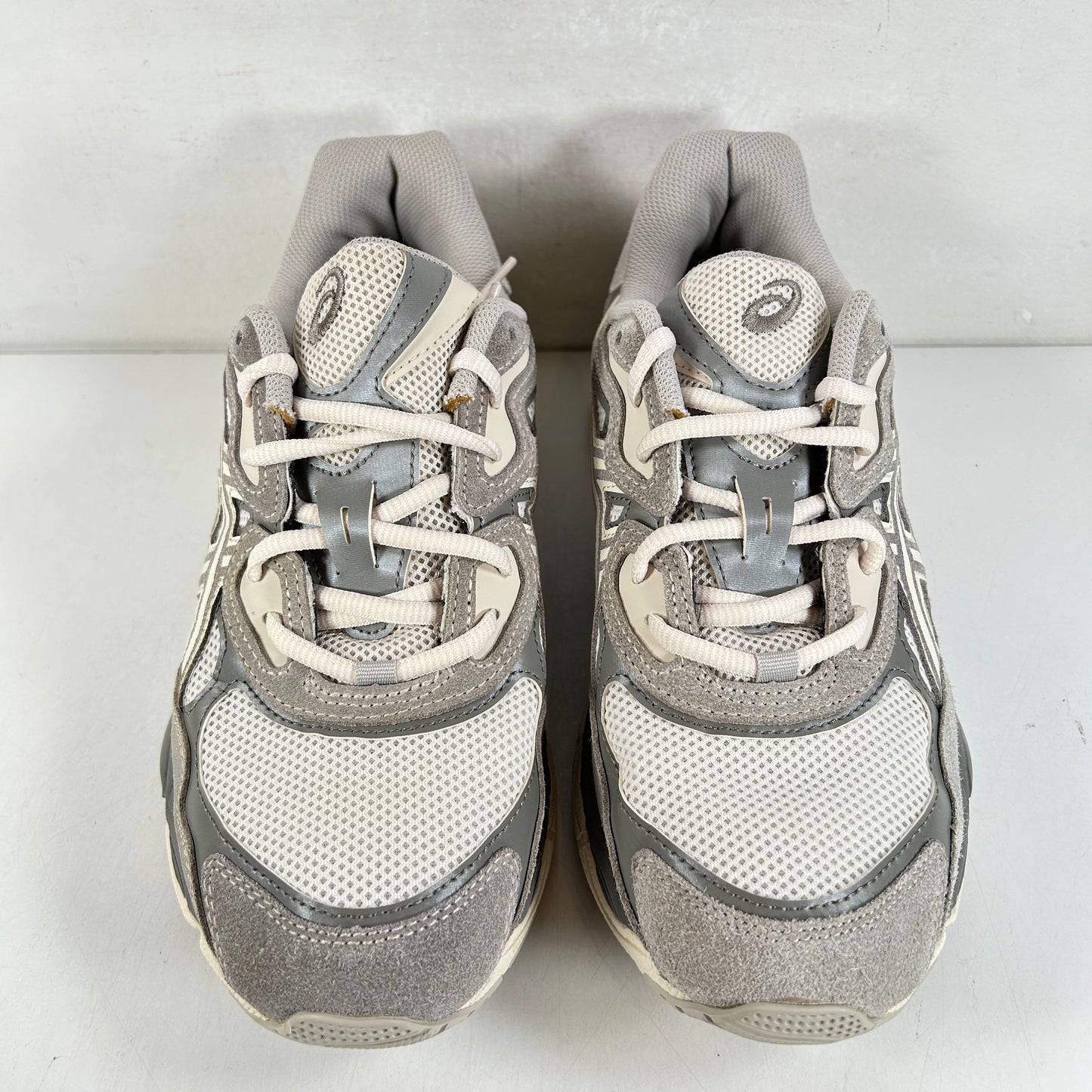 1201A789 103 ASICS Gel-NYC Oyster Grey [USED] - 9.5 M (Used)
