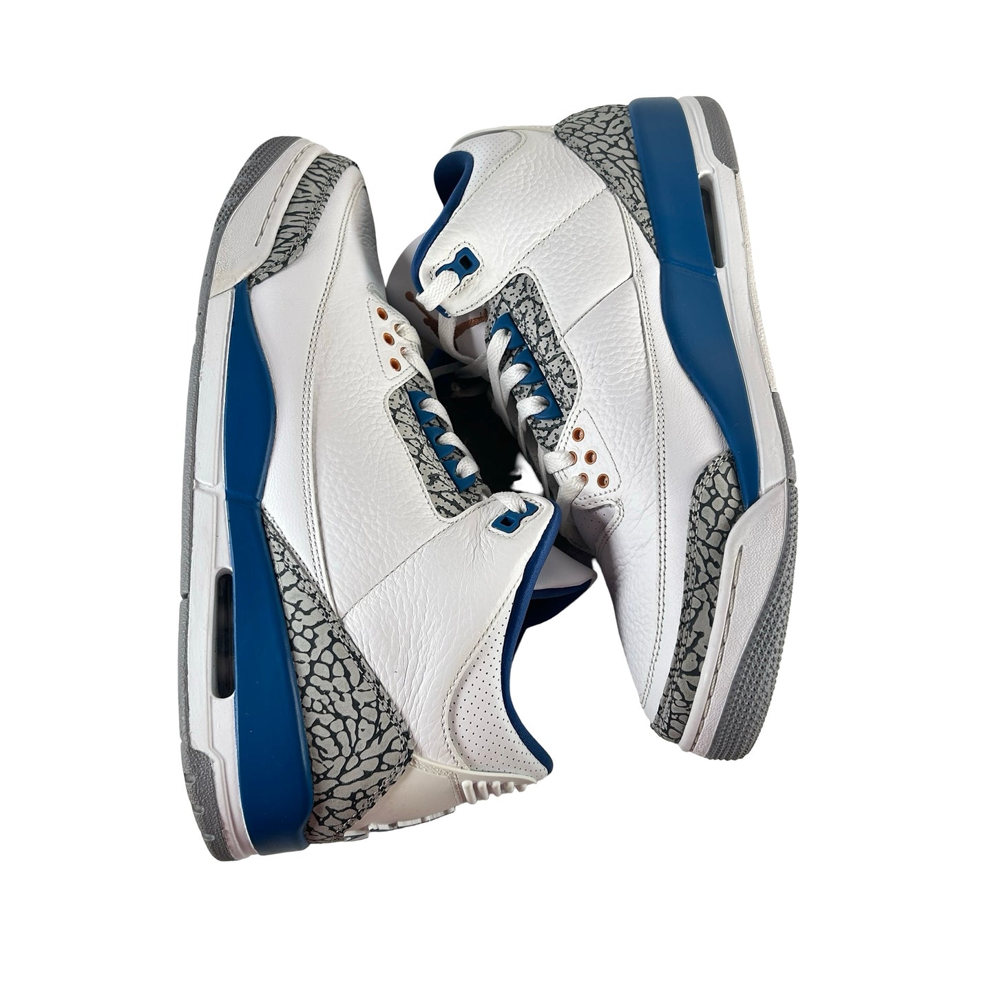 CT8532 148 Jordan 3 Retro Magos