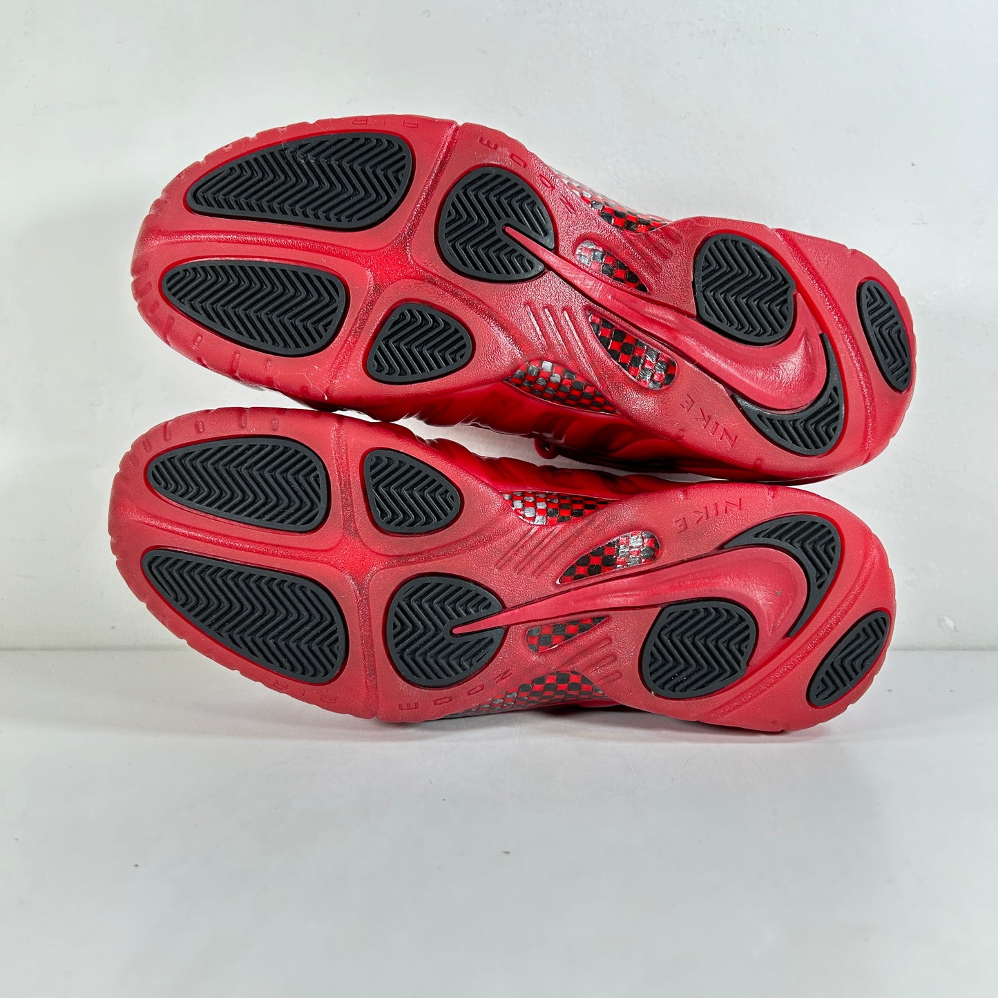 624041 603 Nike Air Foamposite Pro Red October [USED] - 11 M (VNDS) (Replace Box)