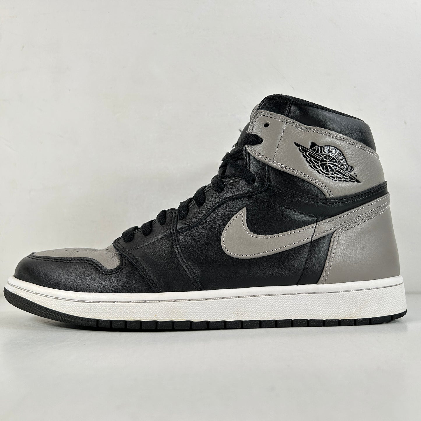 555088 013 Jordan 1 Shadow (2018) [USED] - 11 M (Used4)