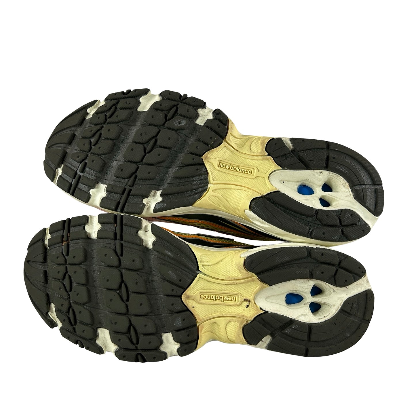 U740GP2 New Balance 740 Concepts Saignée [USED] - 7 M (Used)
