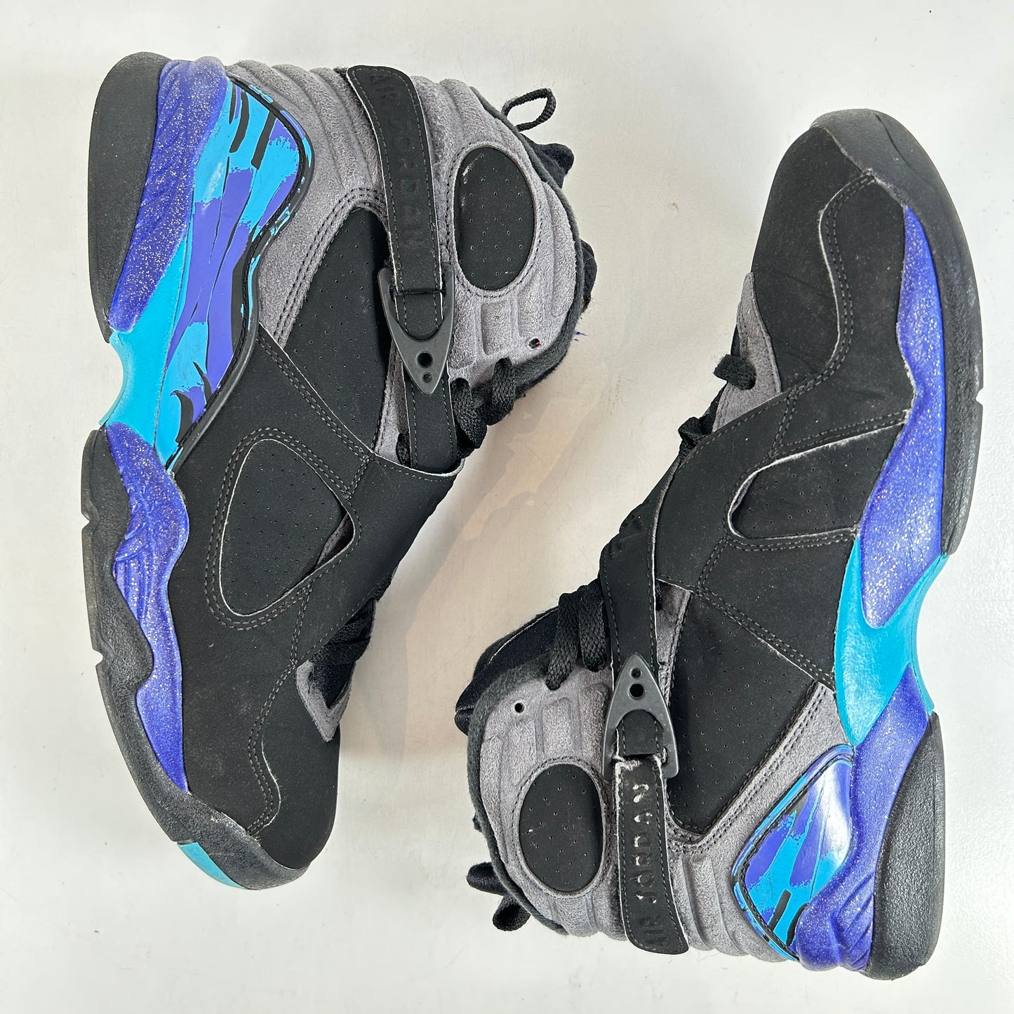 305381 025 Jordan 8 Retro Aqua (2015) [USED] - 8.5 M (Used)