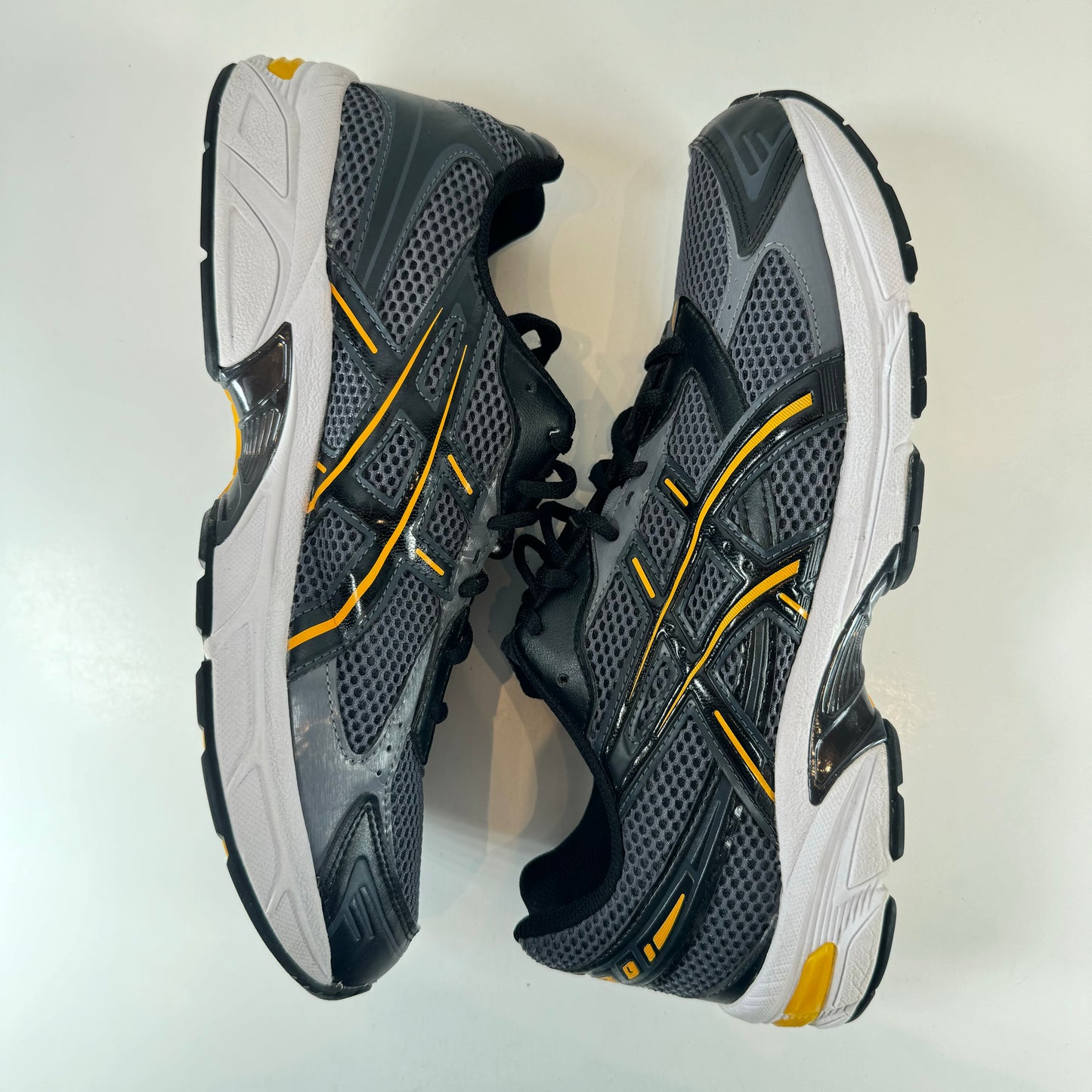 1201A256 022 ASICS Gel-1130 Metropolis Black Yellow [USED] - 12 M (Used) (No Box)