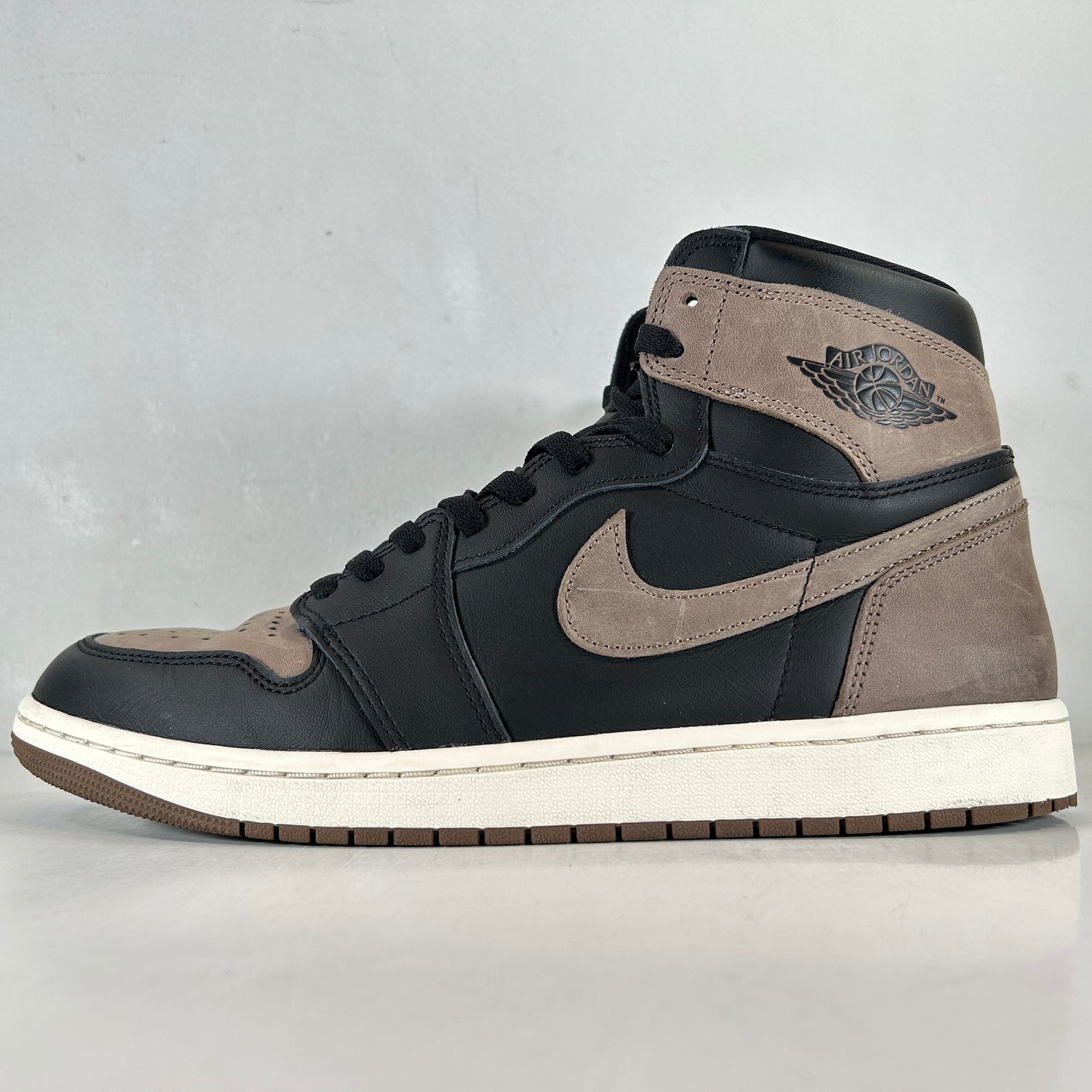 DZ5485 020 Jordan 1 Retro High OG Palomino [USED] - 12 M (Used)