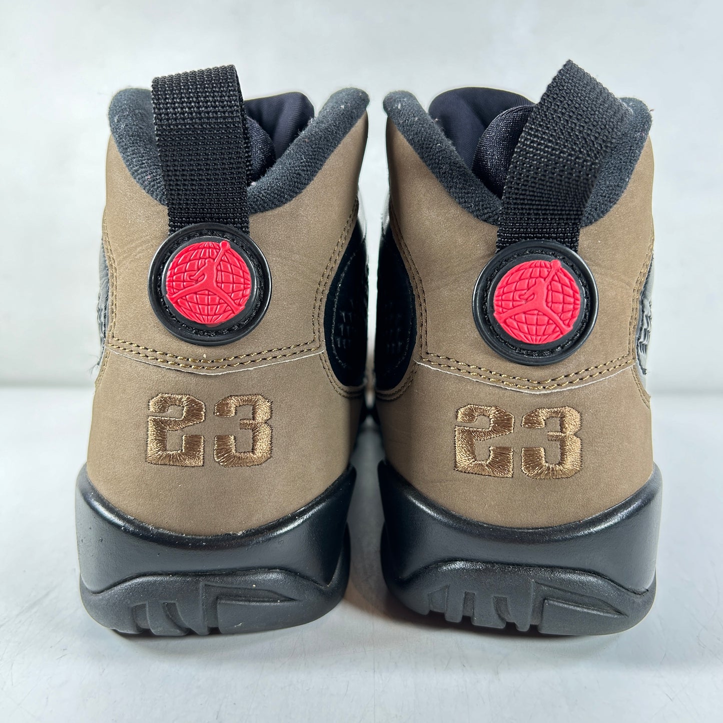 302370 020 Jordan 9 Retro Olive (2012) [USED] - 7 M (Used) (No Box)