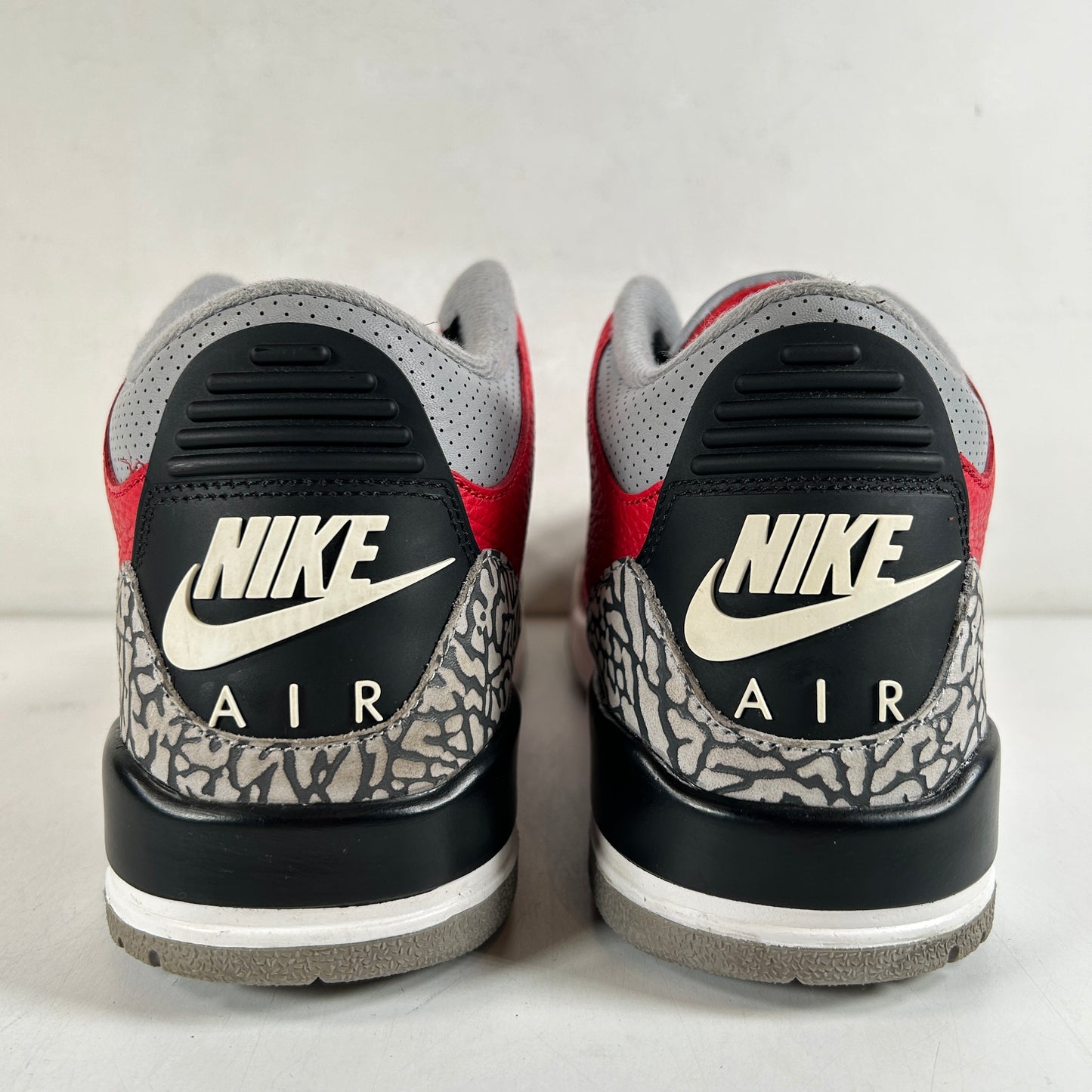 CK5692 600 Jordan 3 Retro SE Unite [USED] - 8 M (Used) (No Box)