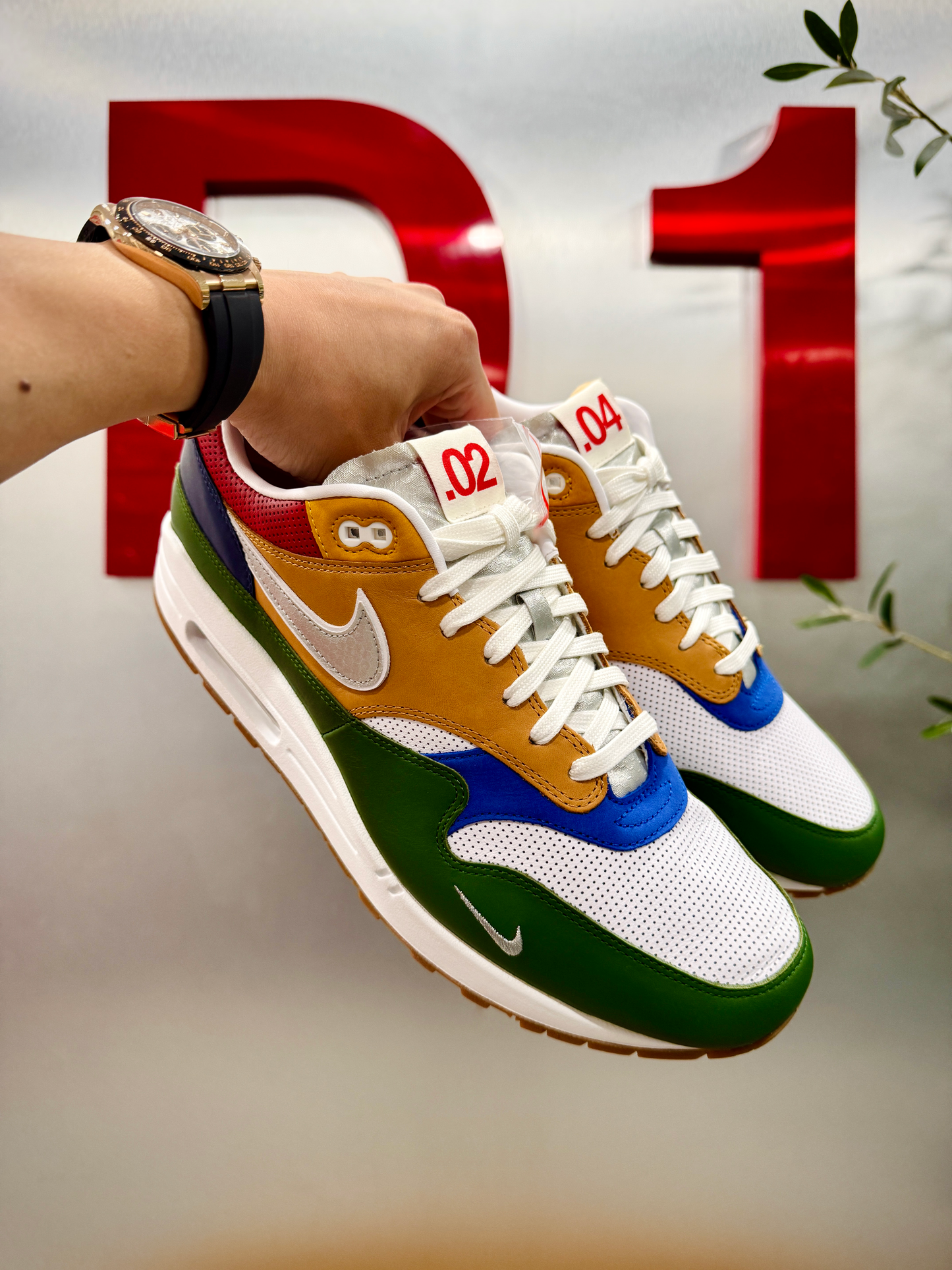 II6235 100 Nike Air Max 1 Premium Goods White Forest Green