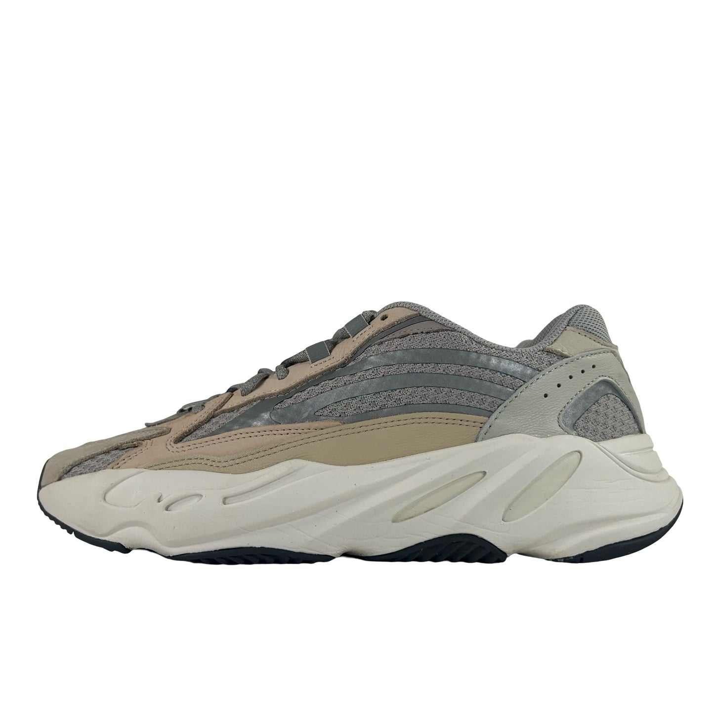 GY7924 adidas Yeezy Boost 700 V2 Cream [USED] - 10 M (Used)