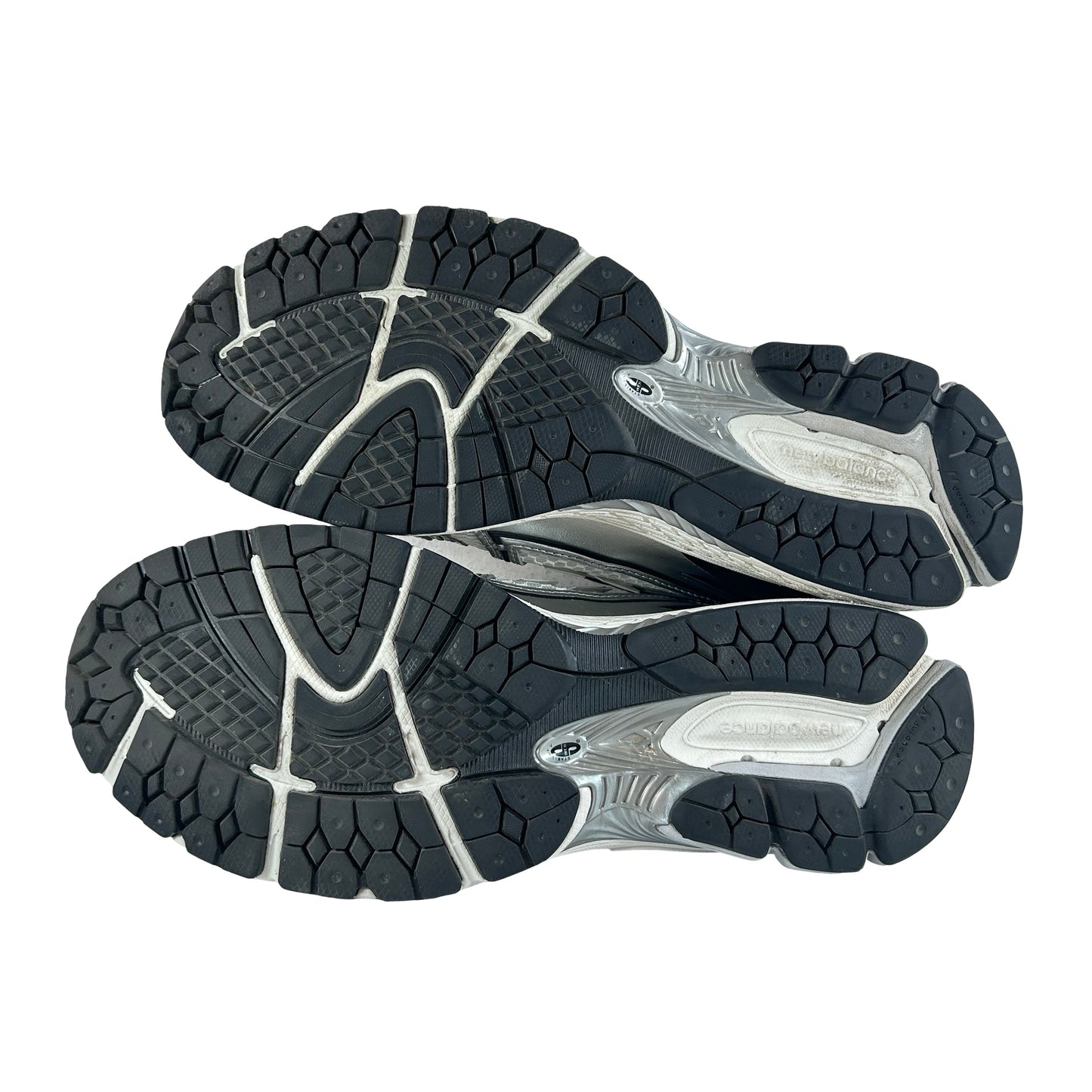 M1906RER New Balance 1906R Silver Black [USED] - 11 M (Used) (No Box)