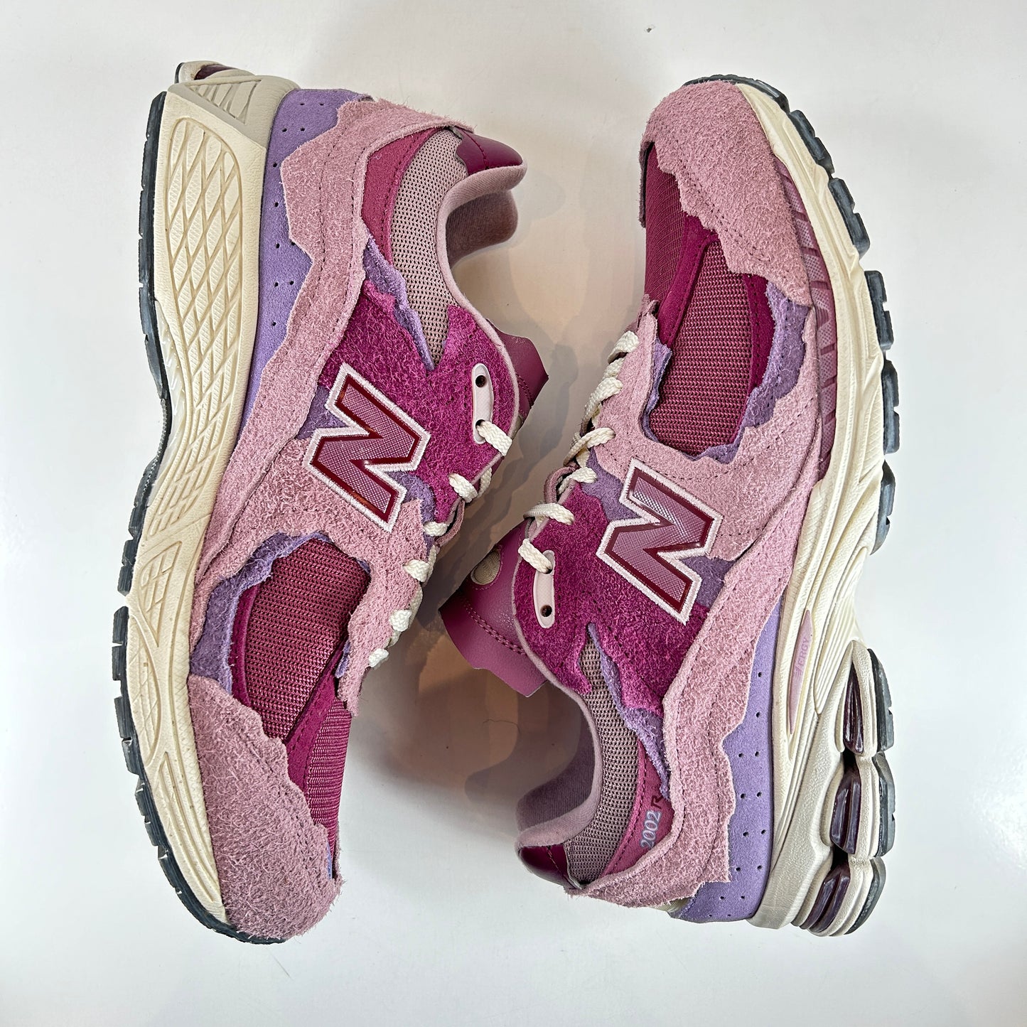 M2002RDH New Balance 2002R Paquete de protección Rosa