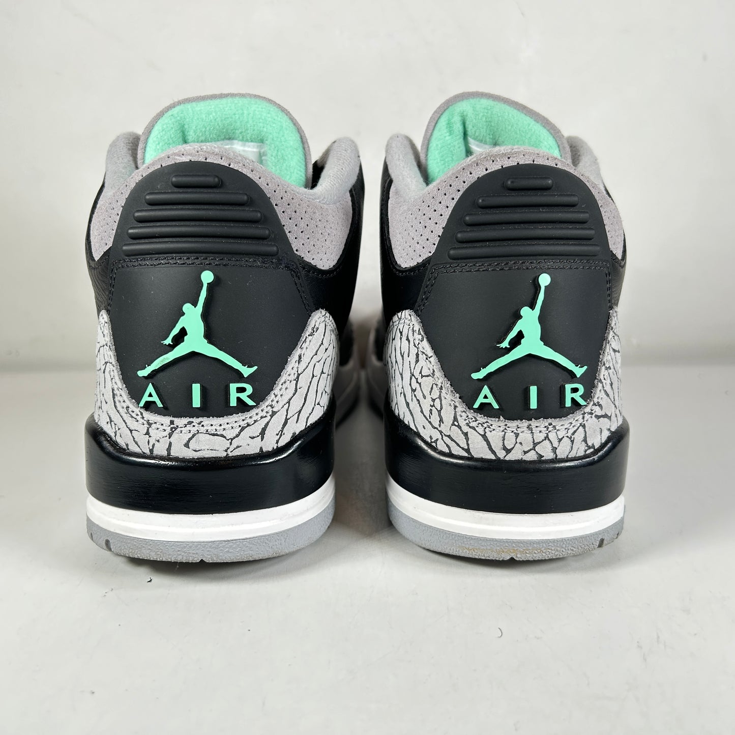 CT8532 031 Jordan 3 Retro Green Glow [USED] - 10 M (Used2)