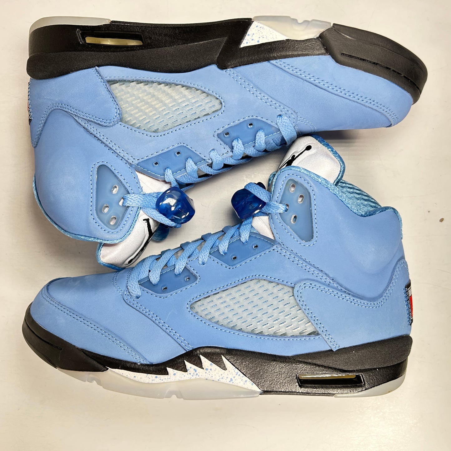 DV1310 401 Jordan 5 Retro UNC University Blue [USED] - 8.5 M (Used3)