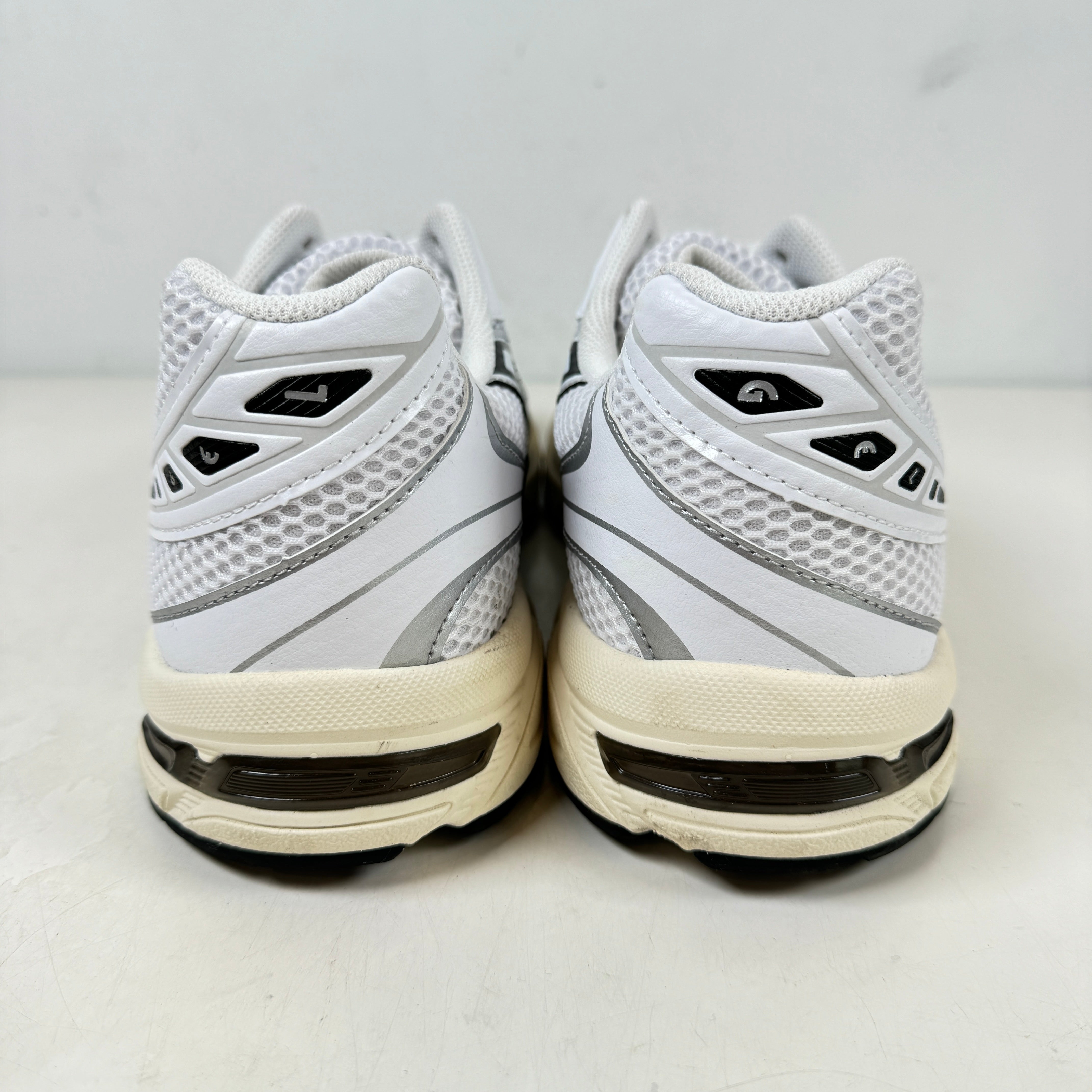 1201A256 118 ASICS Gel-1130 White Cloud Grey [USED] - 12 M (Used