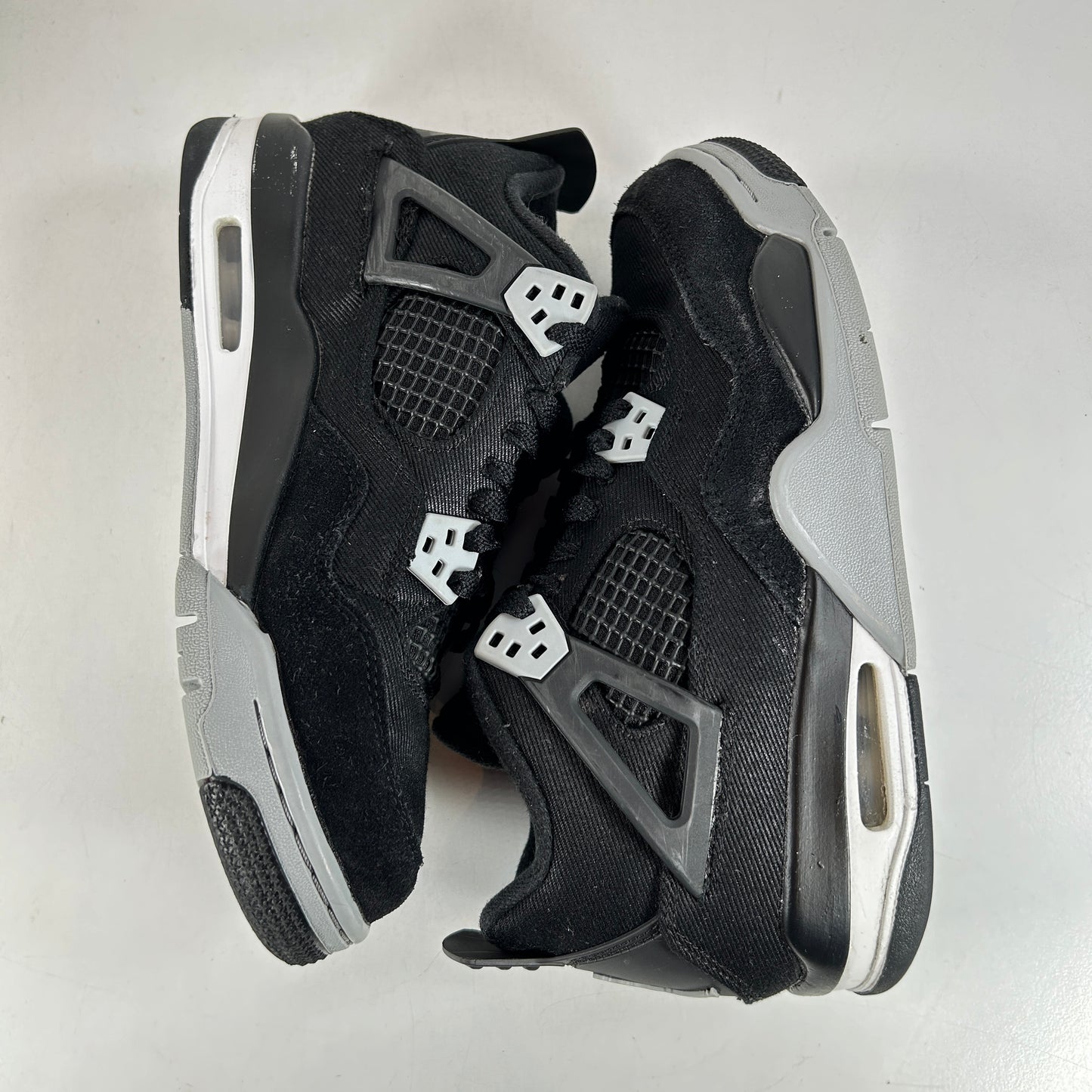 DV0553 006 Jordan 4 Retro Black Canvas GS [USED] - 7 Y (Used)