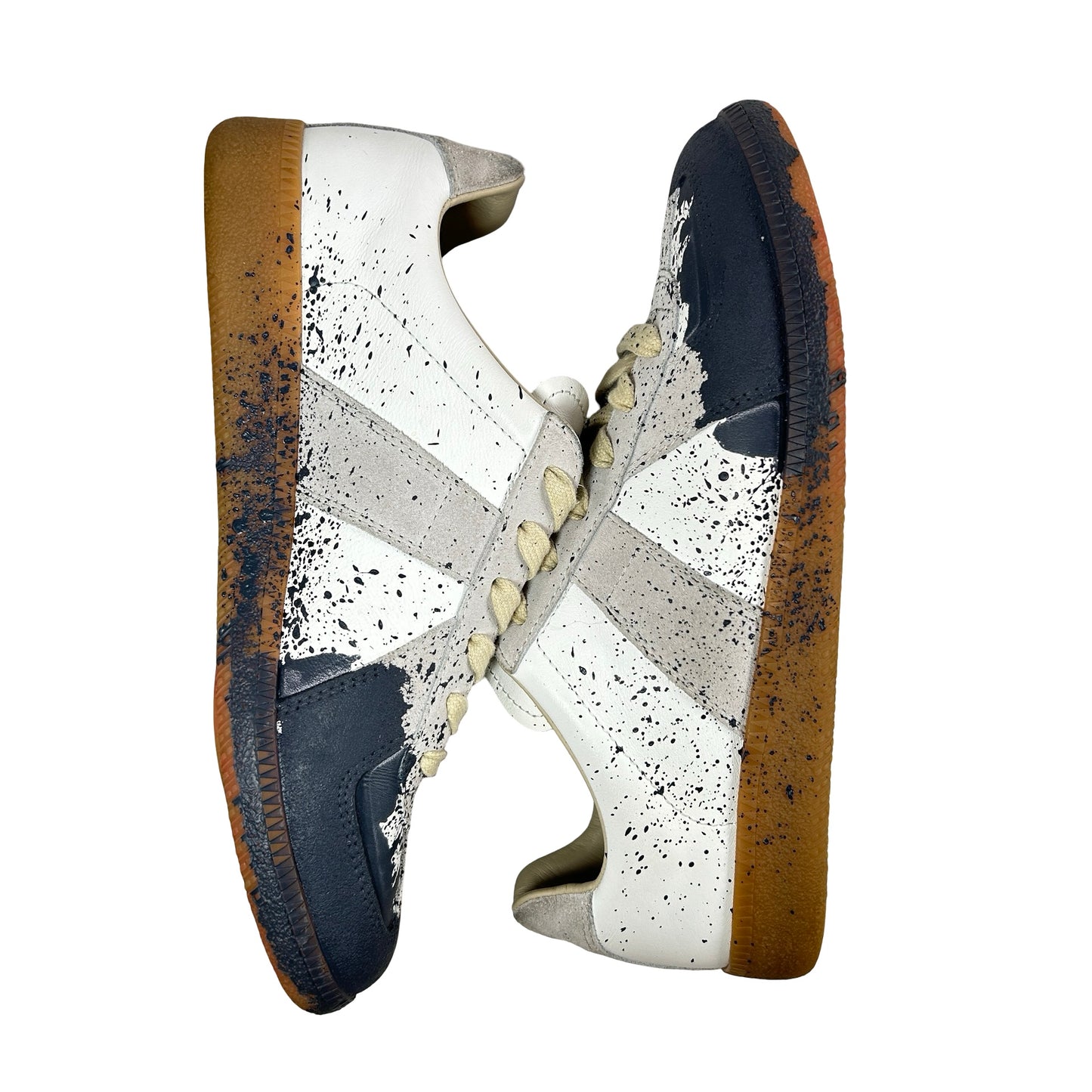 S57WS0481P6230H0A65 Maison Margiela Paint Replica German Army Trainer (GAT) White Pewter [USED] - 39 EU (Used) (No Box)