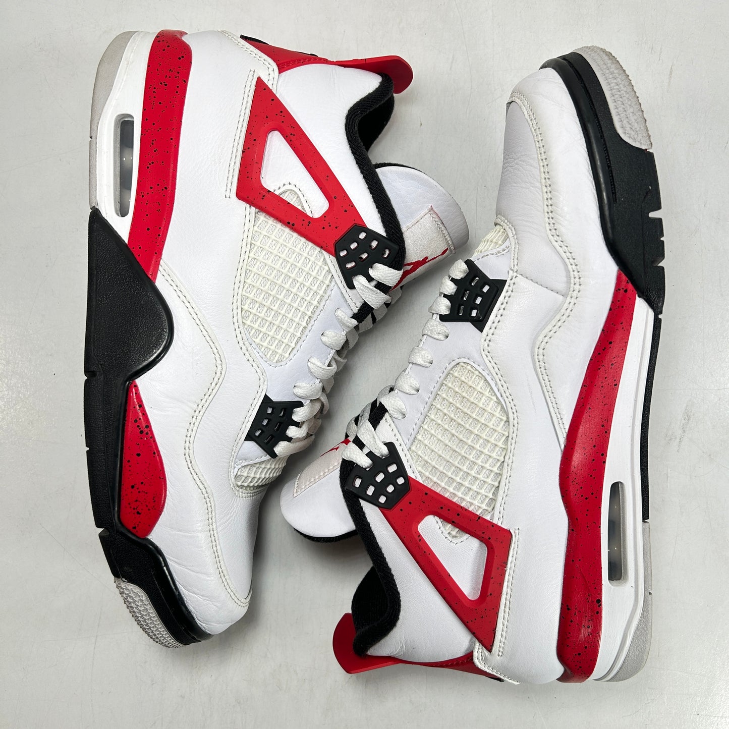 DH6927 161 Jordan 4 Retro Red Cement [USED] - 9.5 M (Used3)