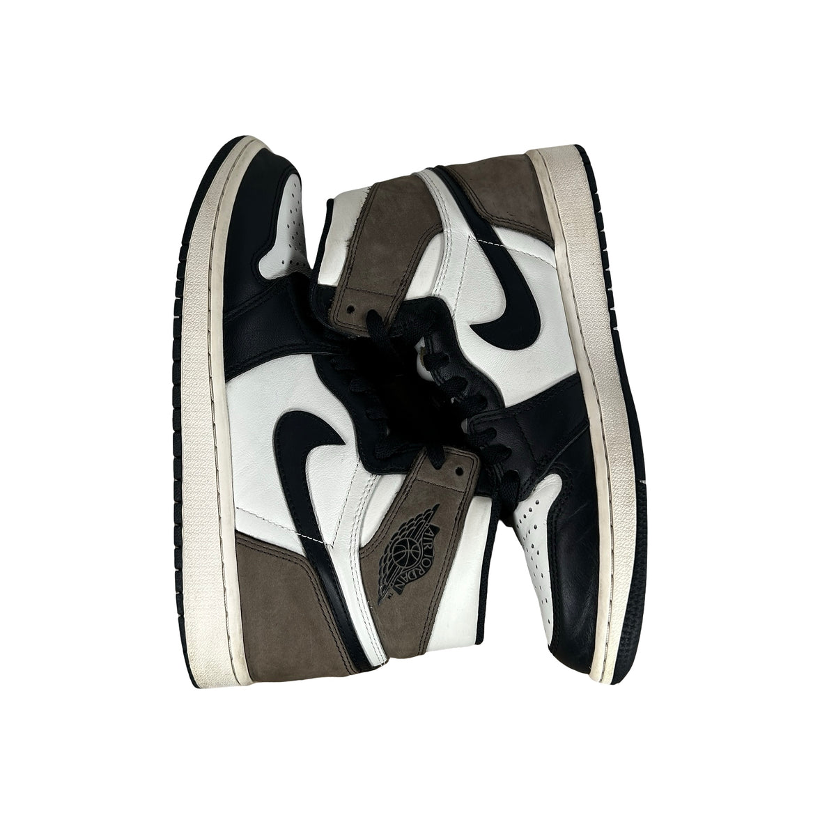 555088 105 Jordan 1 Mocha [USED] - 9 M (Used10)