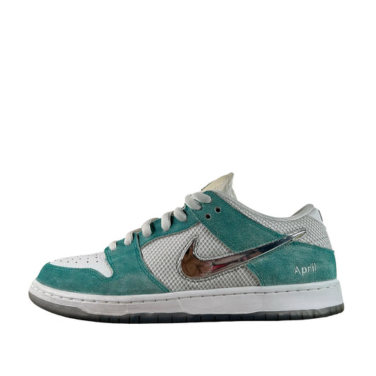 FD2562 400 Nike SB Dunk Low April Skateboards [USED] - 12 M (Used)