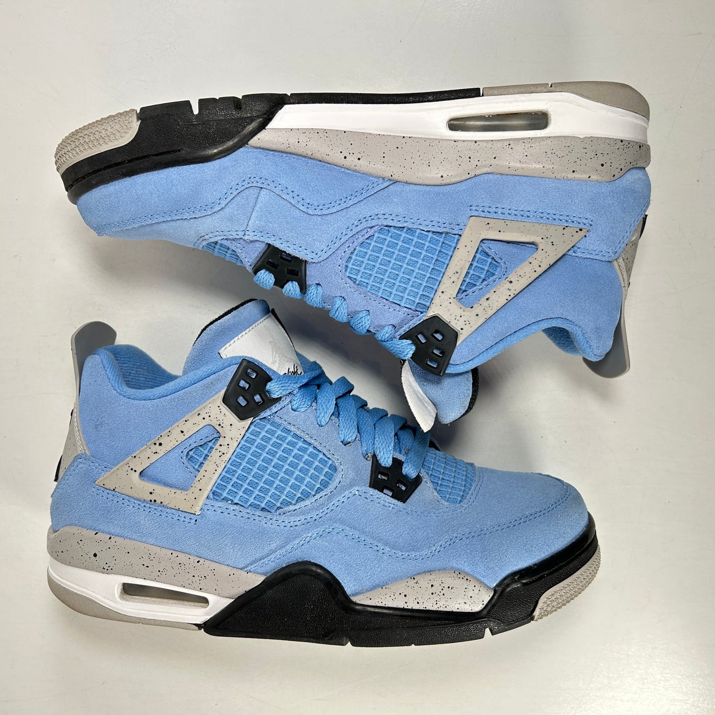 408452 400 Jordan 4 Retro University Blue (GS) [USED] - 6.5 Y (Used) (No Box)