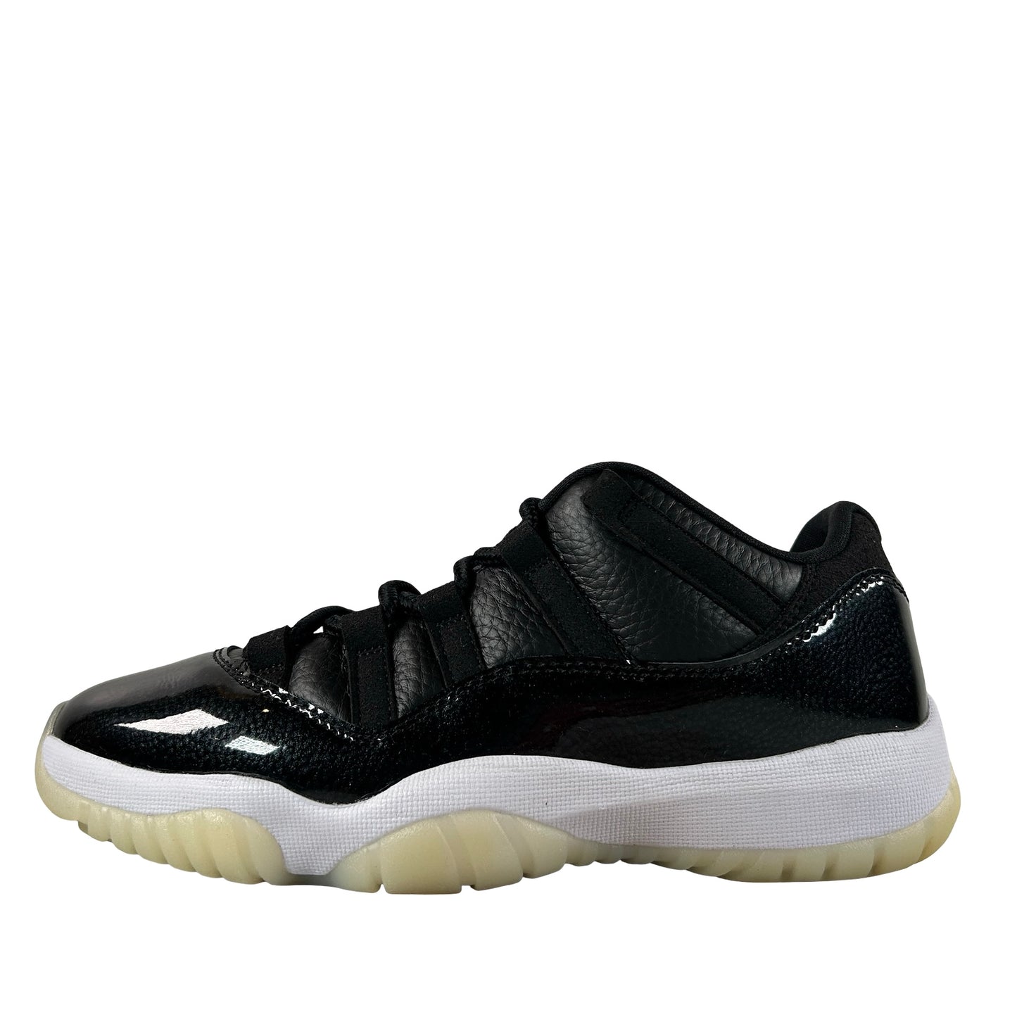 AV2187 001 Jordan 11 Retro Bajo 72-10