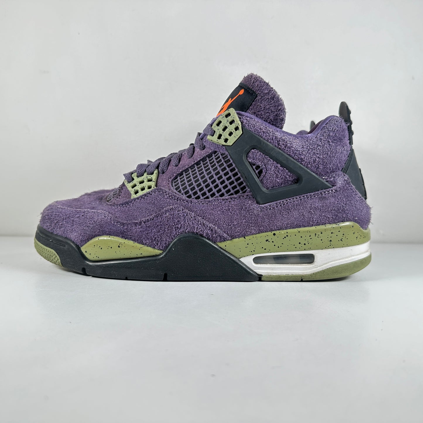 AQ9129 500 Jordan 4 Retro Canyon Purple [USED] - 9.5 W (Used)