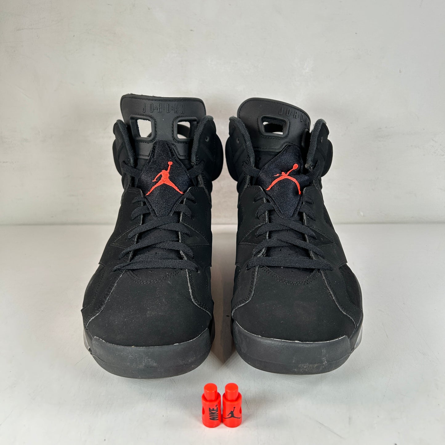 384664 060 Jordan 6 Infrared [USED] - 11 M (VNDS)