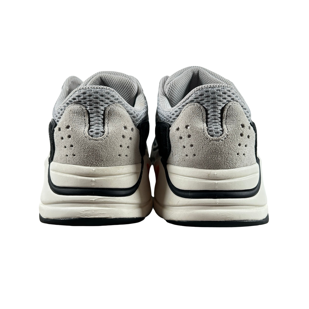 B75571 Yeezy 700 Wave Runner [USED] - 5.5 M (Used) (No Box)