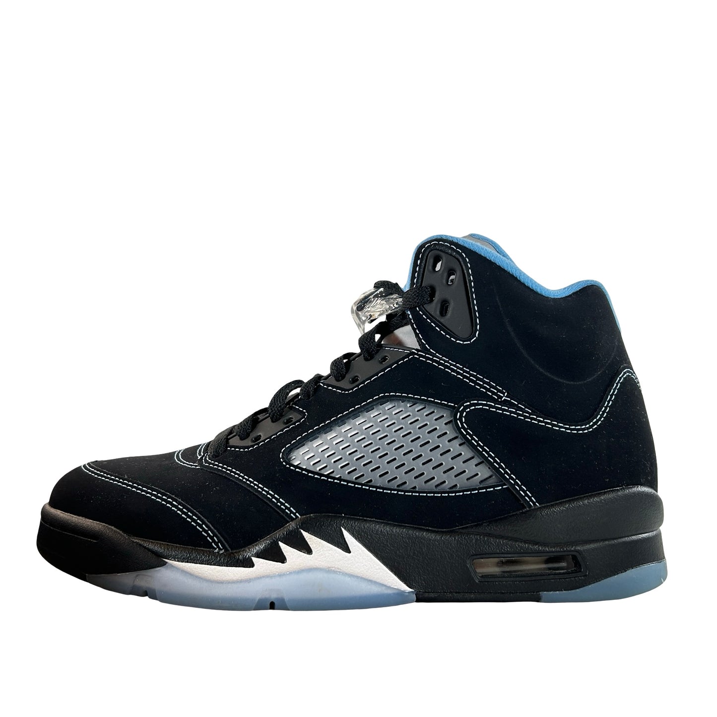DD0587 008 Jordan 5 Retro Black University Blue (2026) [USED] 9 M (Used)