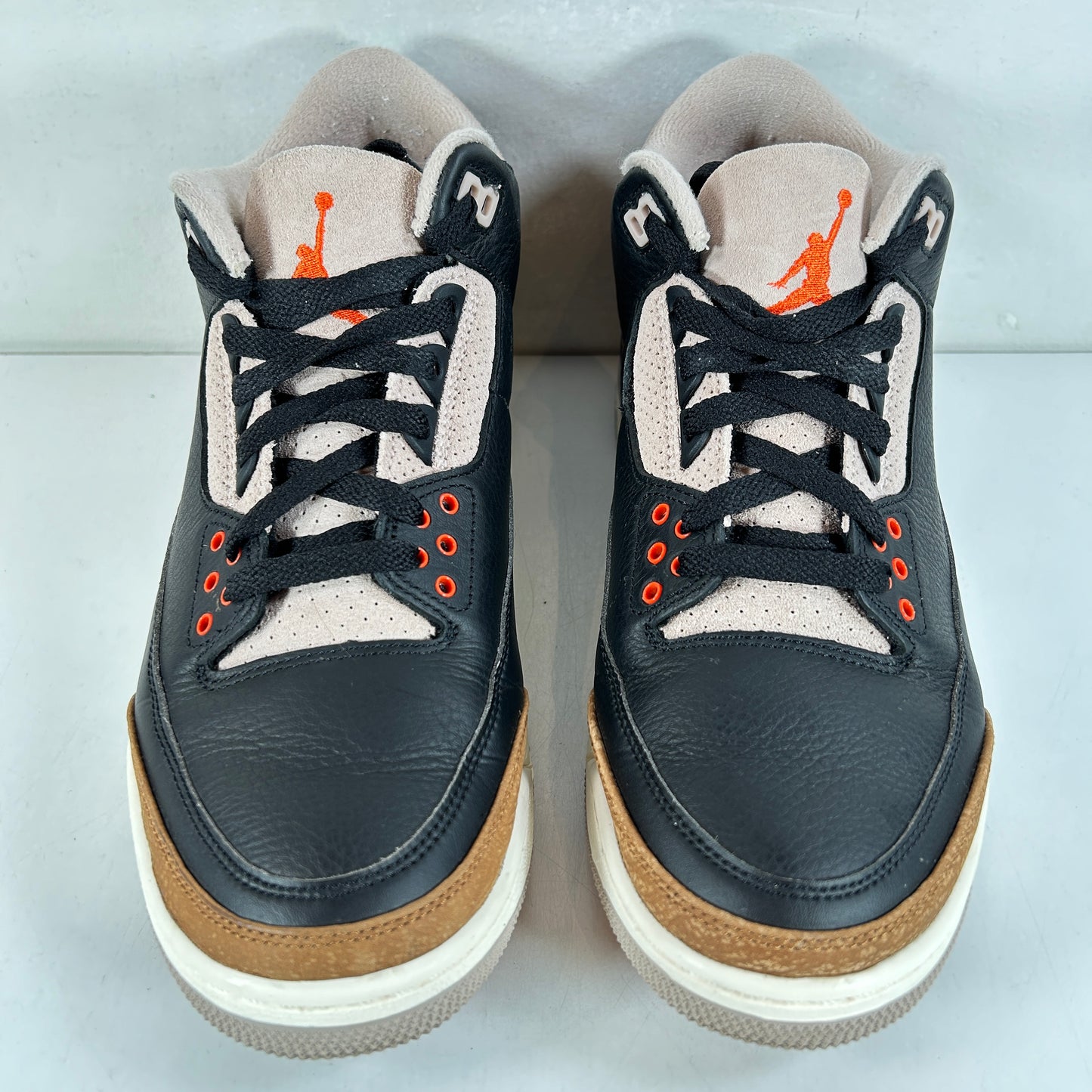 CT8532 008 Jordan 3 Retro Elefante del Desierto