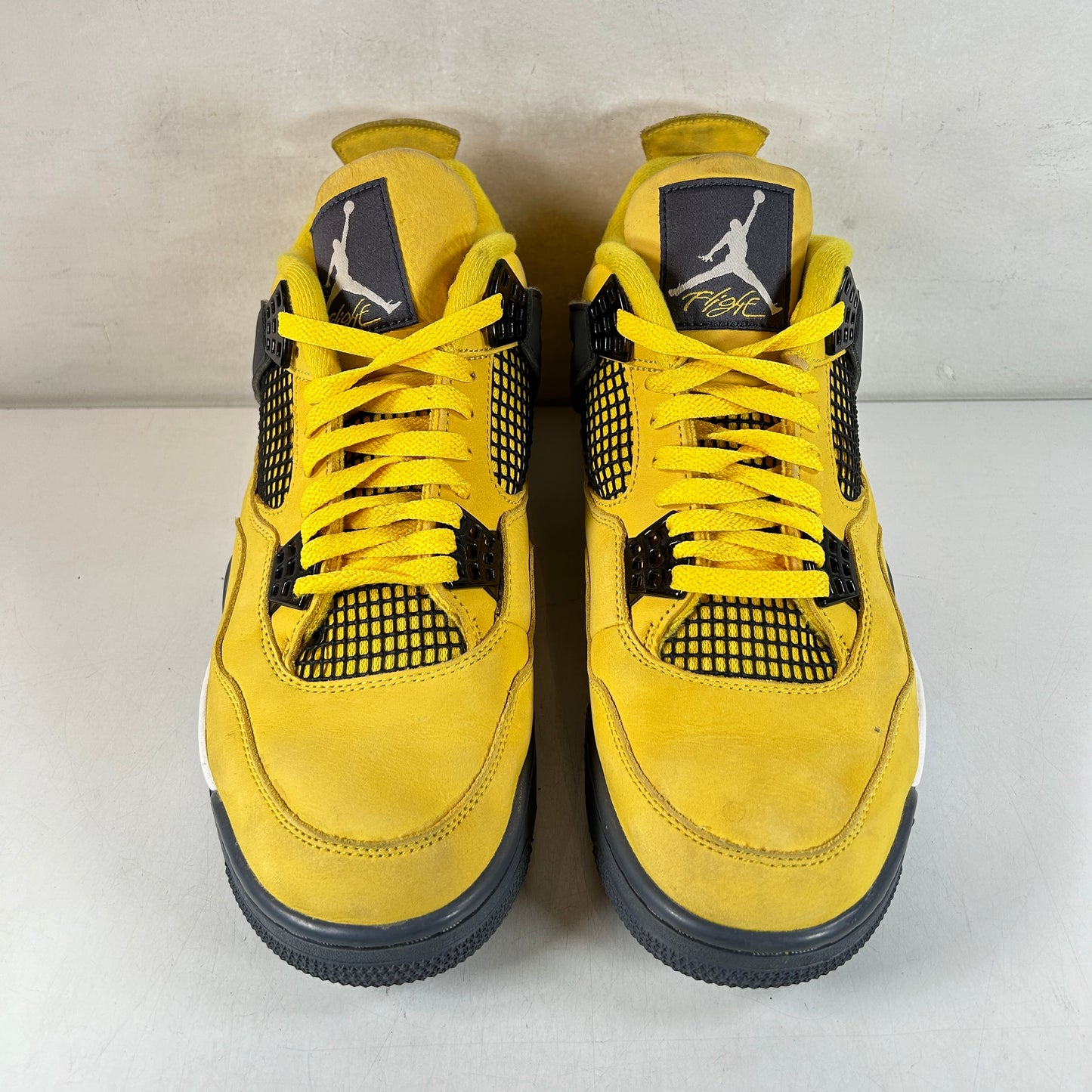 CT8527 700 Jordan 4 Retro Lightning [USED] - 11 M (Used4)