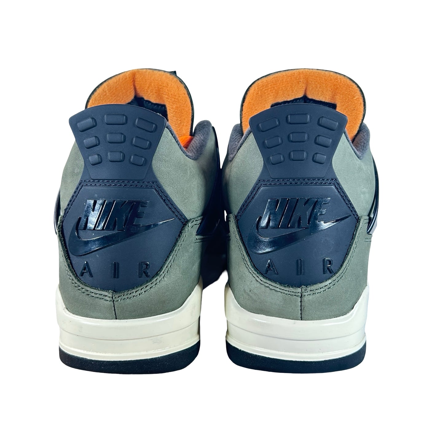 IB1519 200 Jordan 4 Retro OG SP Undefeated (2025) [USED] - 7 M (Used)