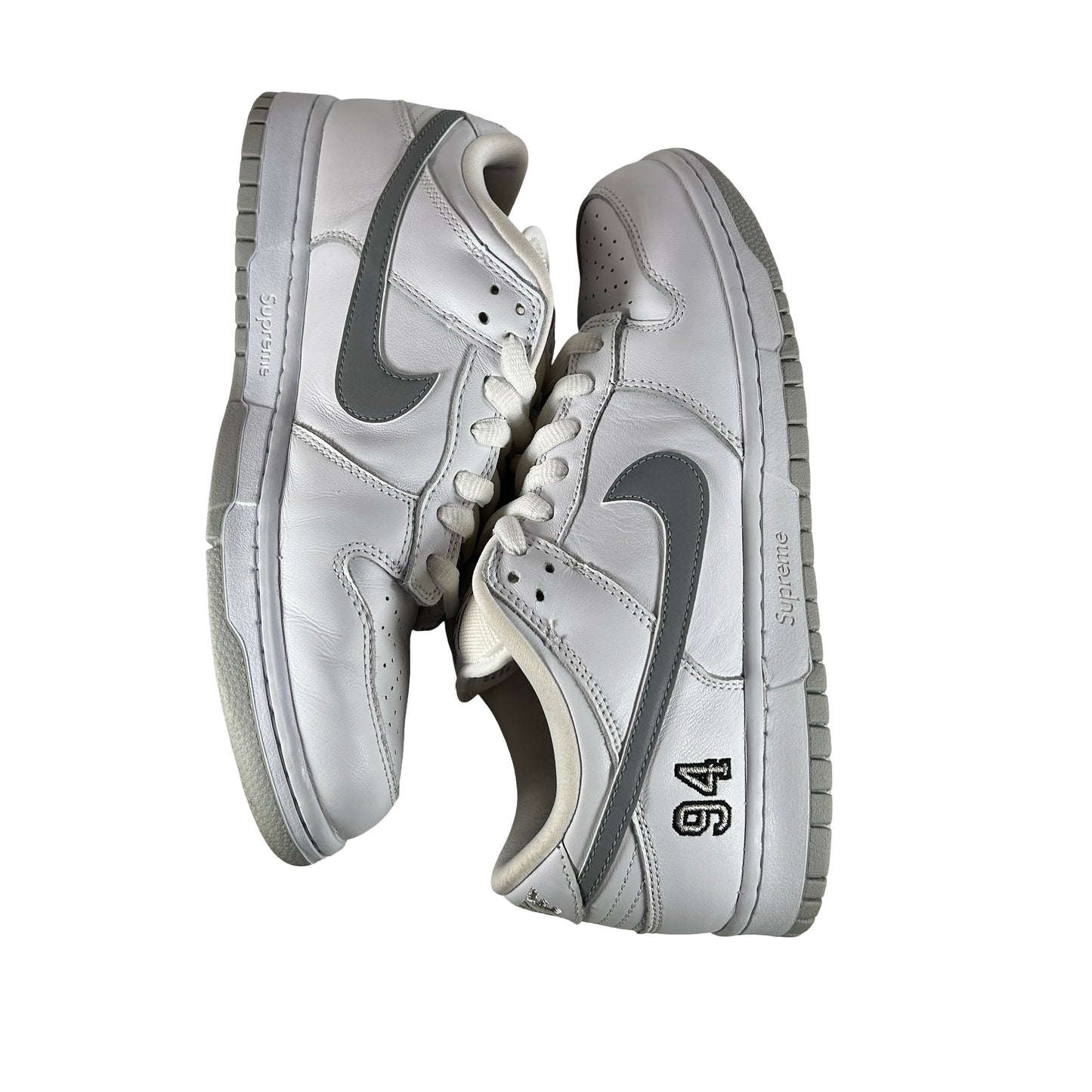 HQ8487 100 Nike SB Dunk Low Supreme 94 White Metallic Silver [USED] - 9.5 M (Used3)