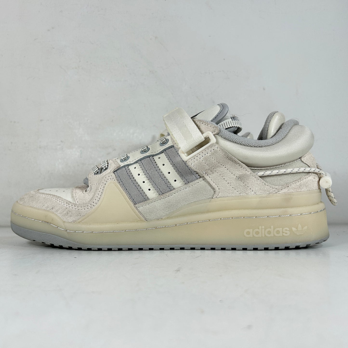 HQ2153 adidas Forum Buckle Low Bad Bunny Last Forum [USED] - 10 M (Used)