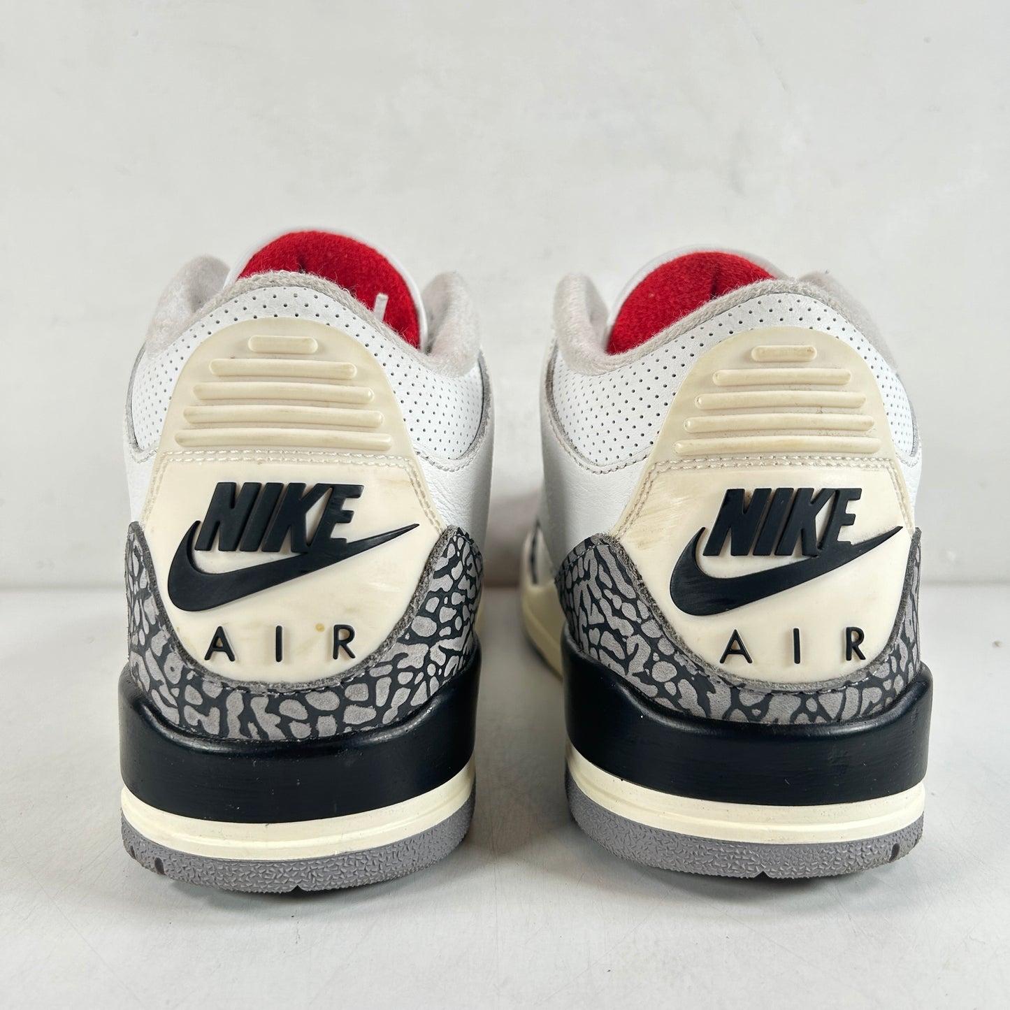 DN3707 100 Jordan 3 Retro White Cement Reimagined [USED] - 8.5 M (Used5)