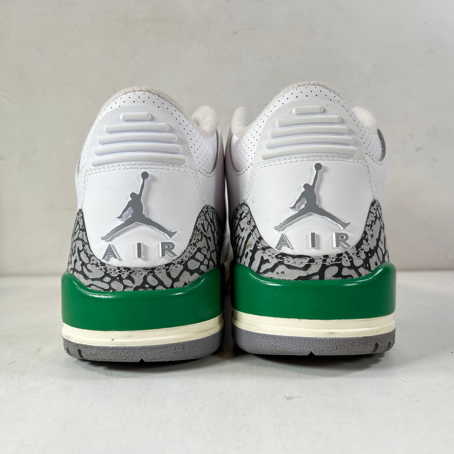 CK9246 136 Jordan 3 Retro Lucky Green (W) [USED] - 9 W (Used)